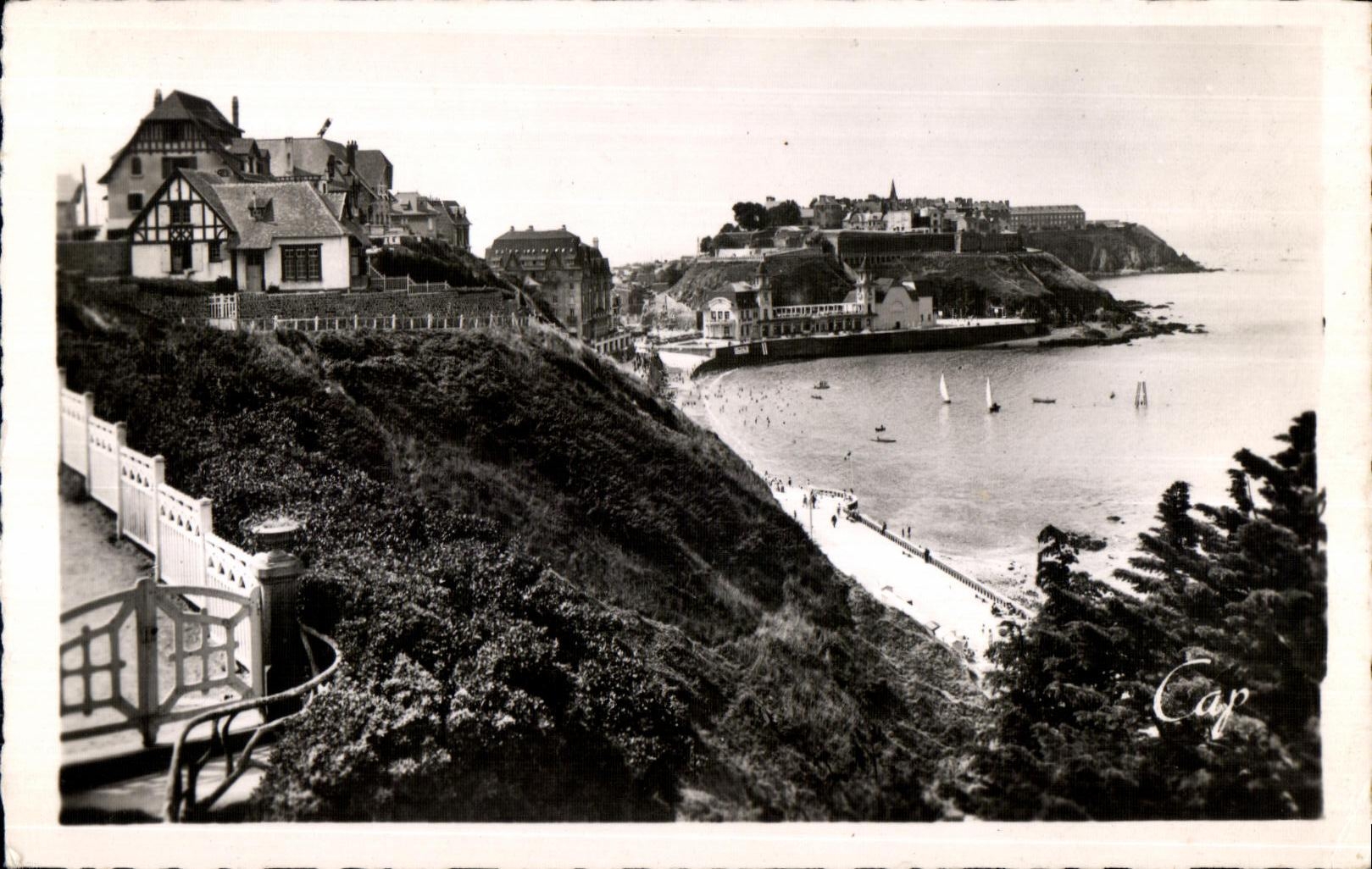 CPA Granville Vue generale de la plage