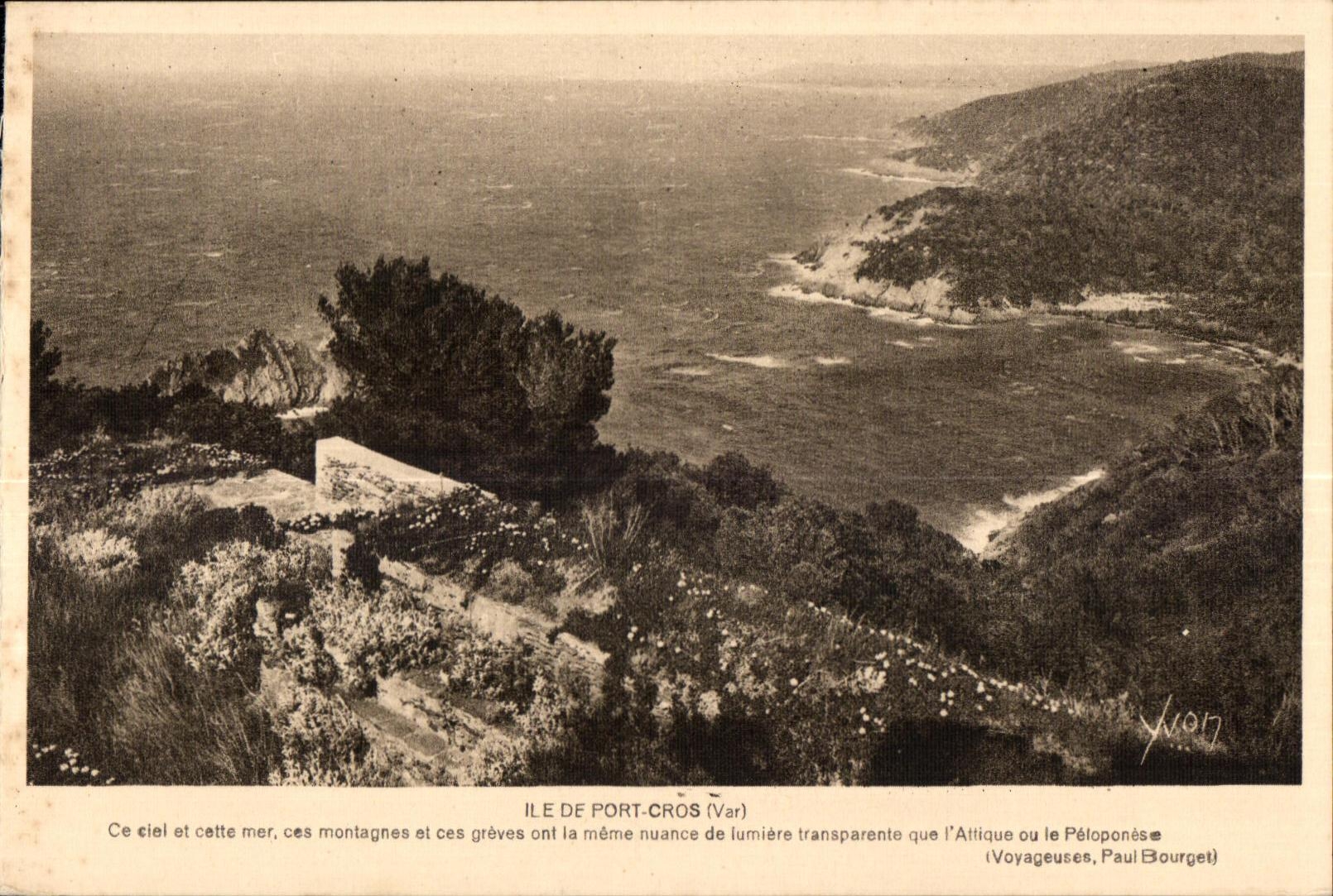 CPA Ile de Port Cros (Var) Ce ciel et cette mer ces montagnes et ces greves ont la mome nuance de lumiere tranaparonte q