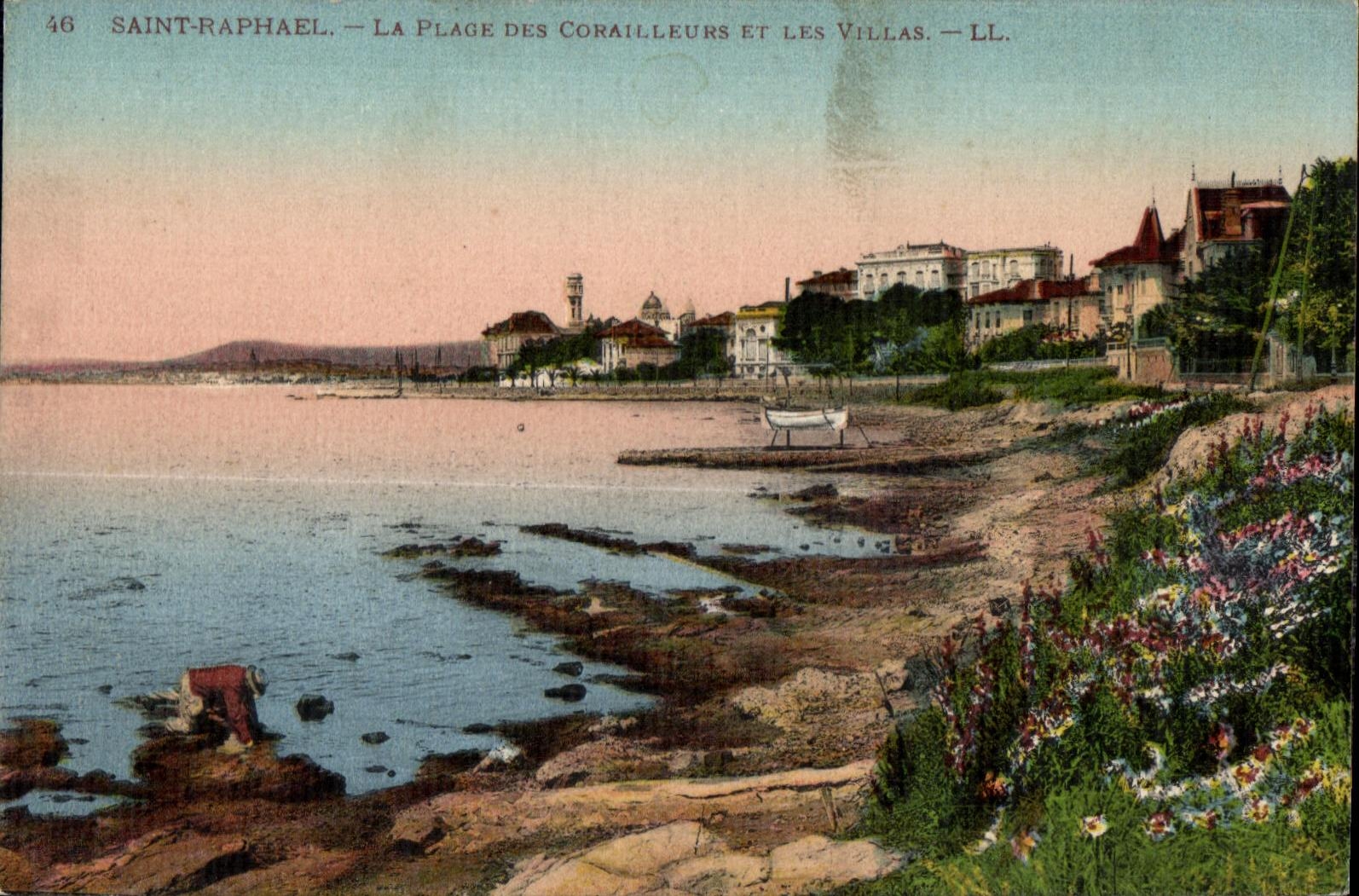 CPA Saint Raphael La Plage des Corailleurs Et Les Villas