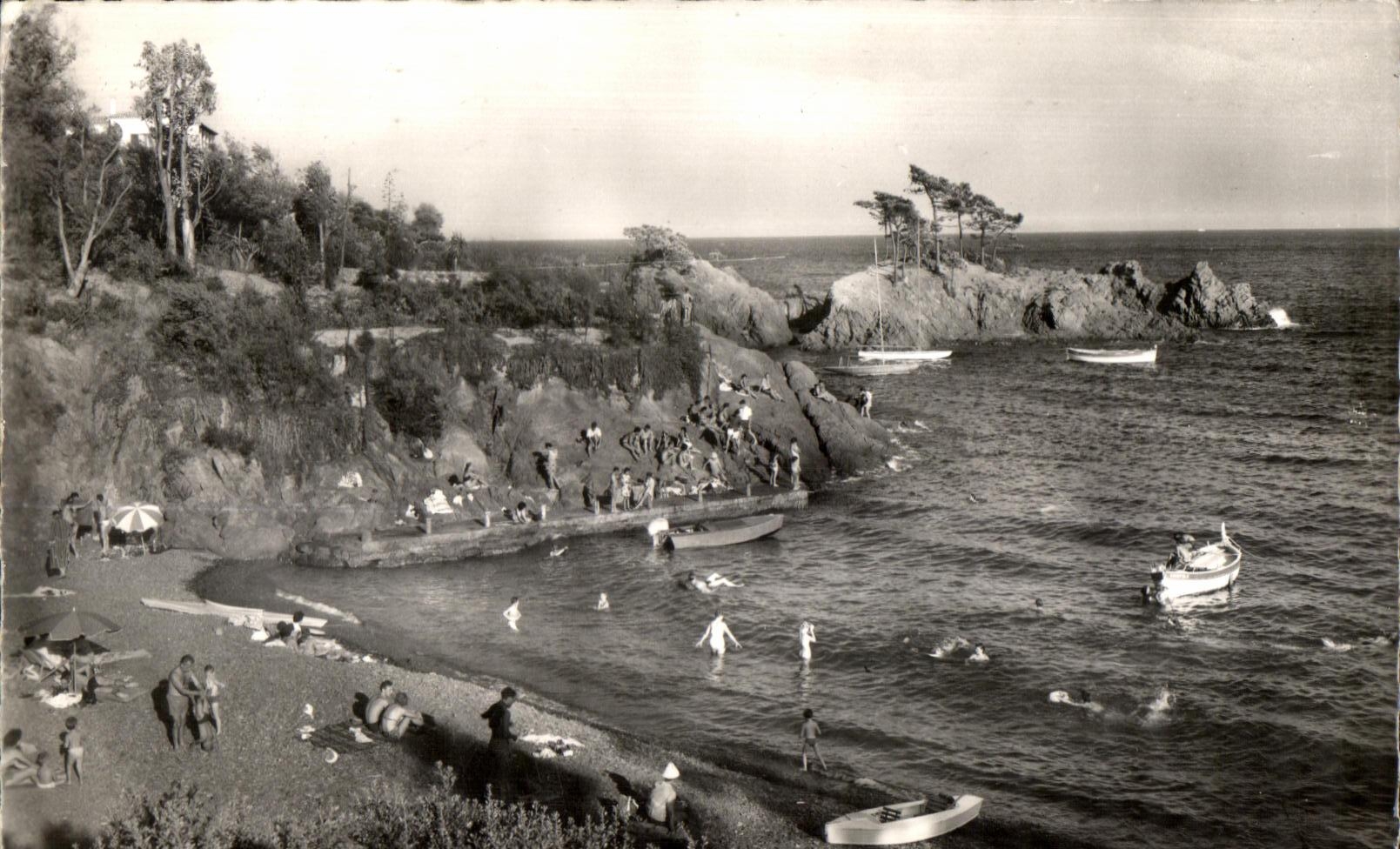 CPA Saint Raphael (Var) Plage d Agay