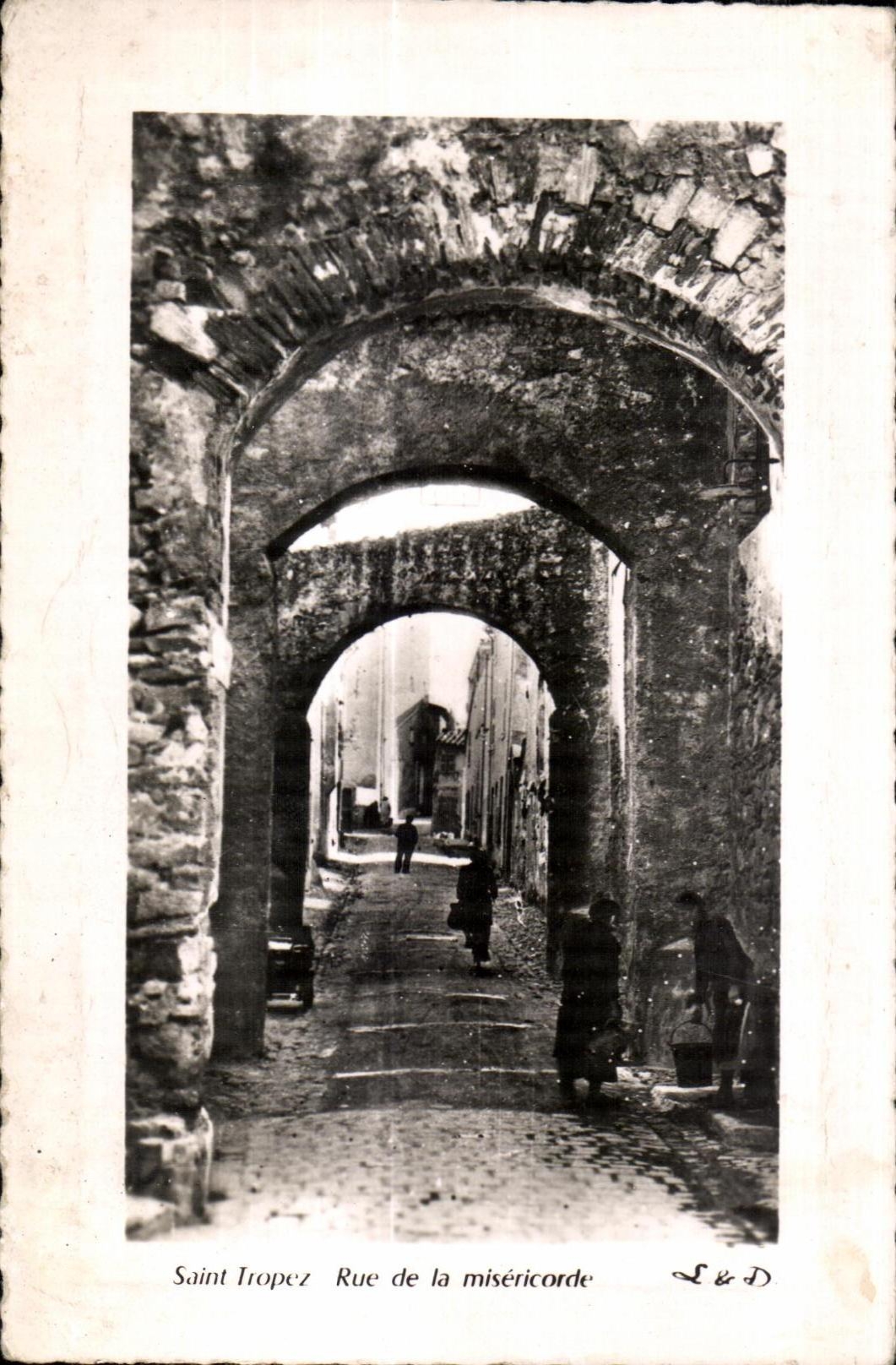 CPA Saint Tropez Rue de la misericorde