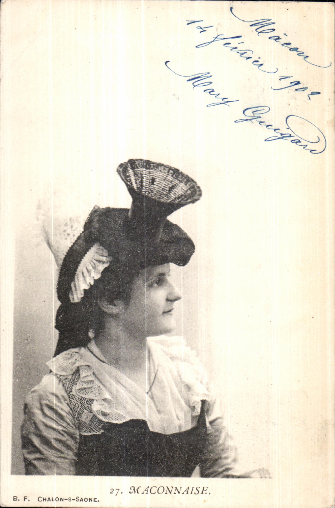 CPA Maconnaise Chalon s Saone Folklore Costume