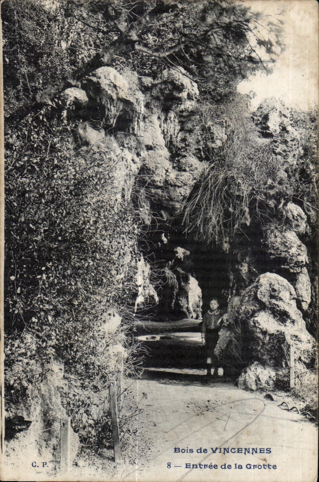 CPA Vincennes Wood Of Entrance Of the Cave