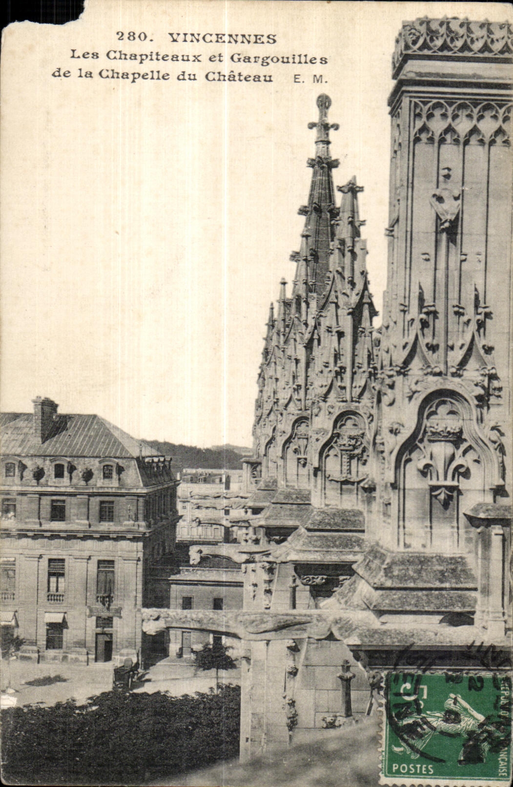 CPA Vincennes Capitals and Waste-gas mains of the Vault of Cheateau