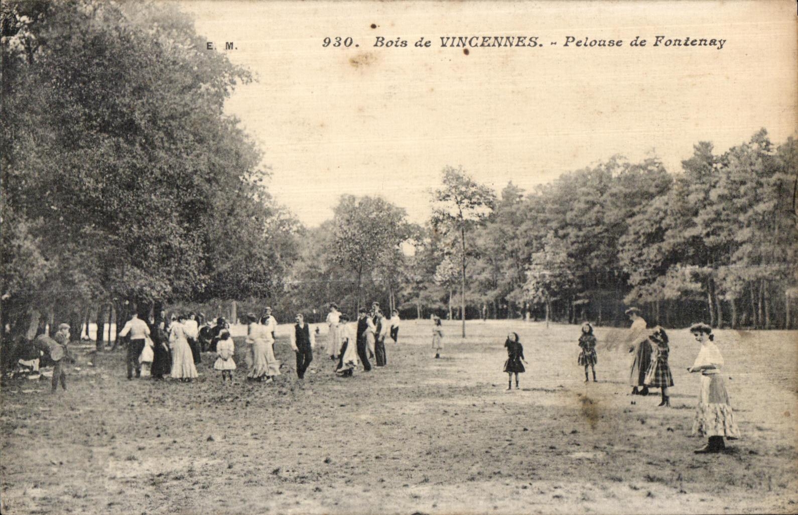 CPA Wood of Vincennes Lawn of Fontenay