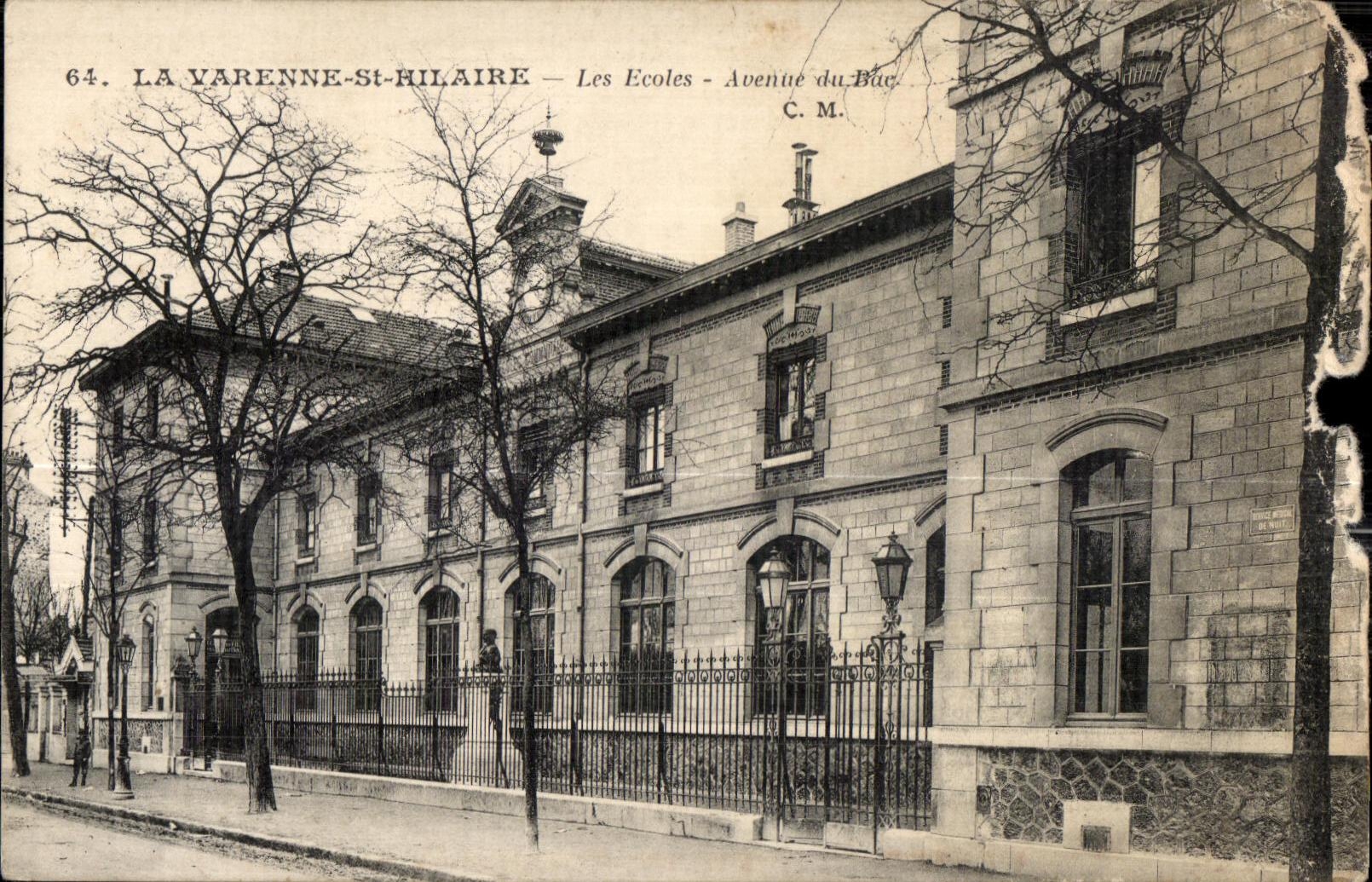 CPA La Varenne St Hilaire Les Ecoles Avenue du Bac CM