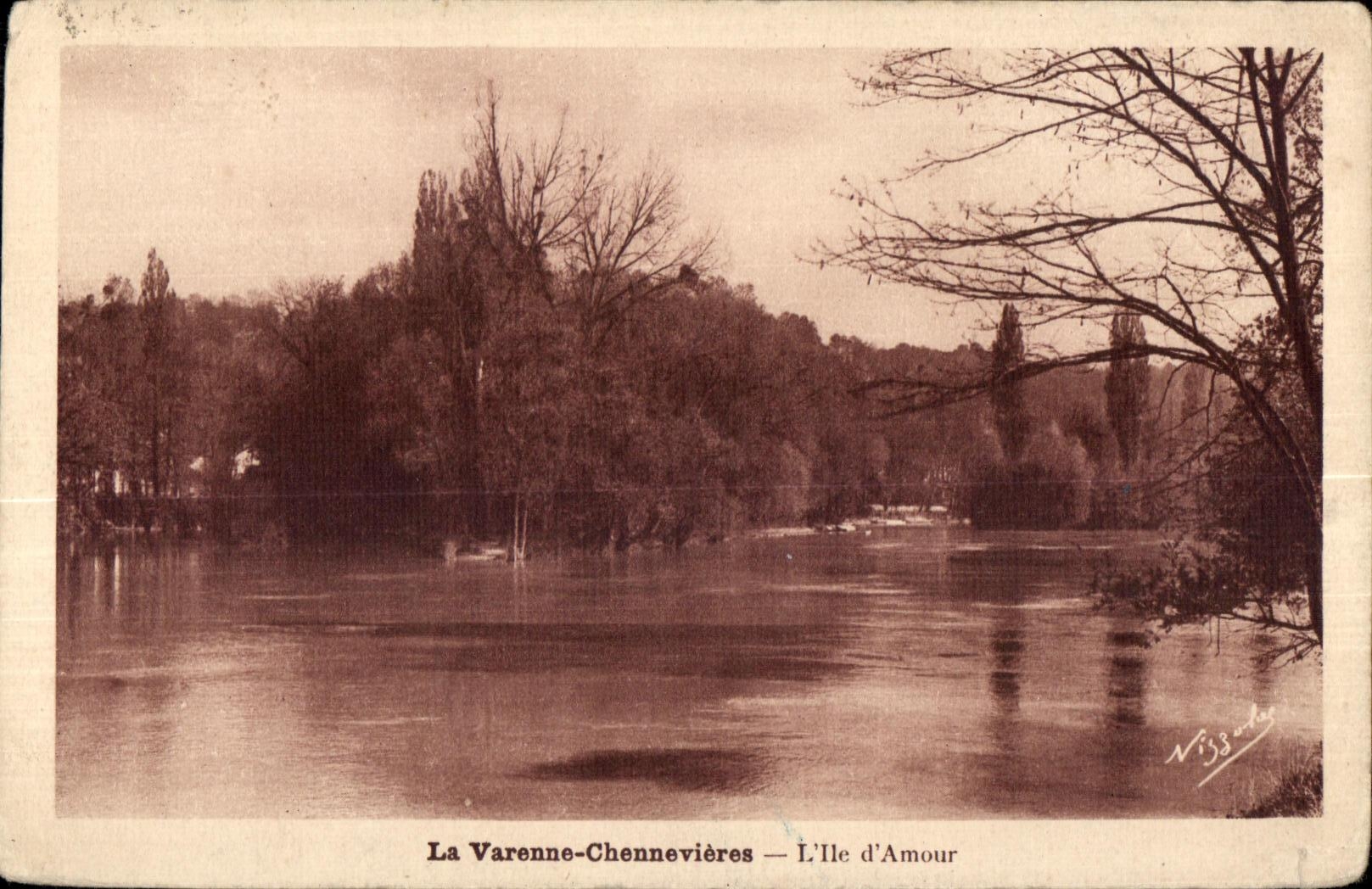 CPA La Varenne Chennevieres L Ile d Amour
