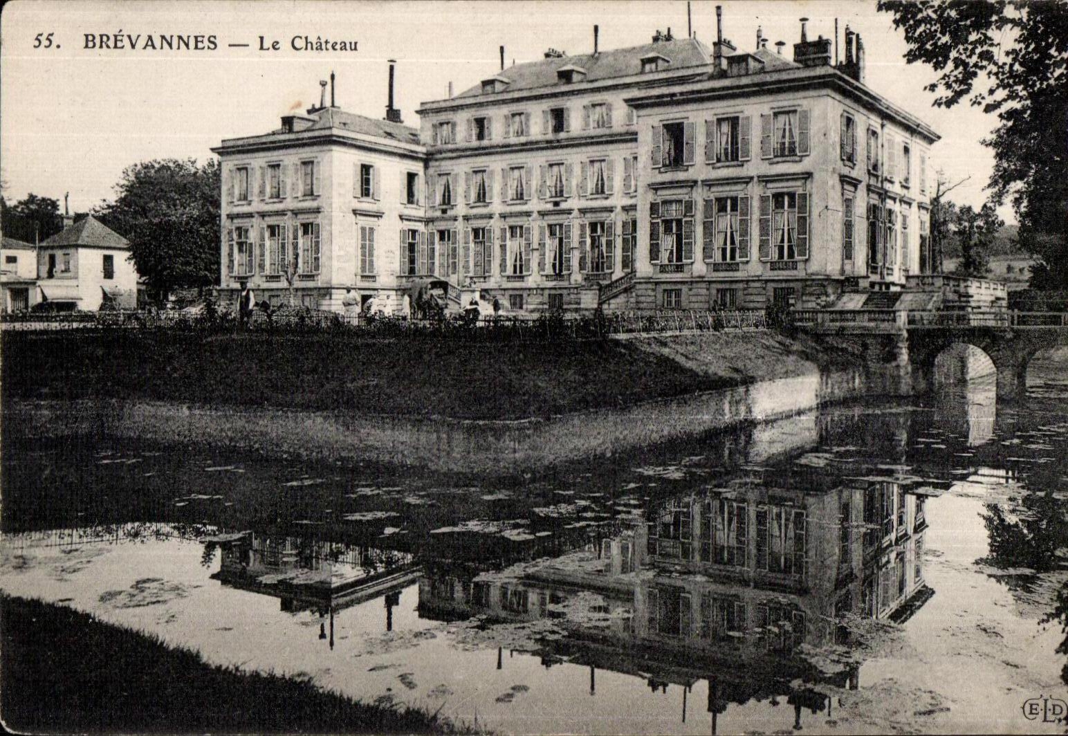 CPA Brevannes Le Chateau