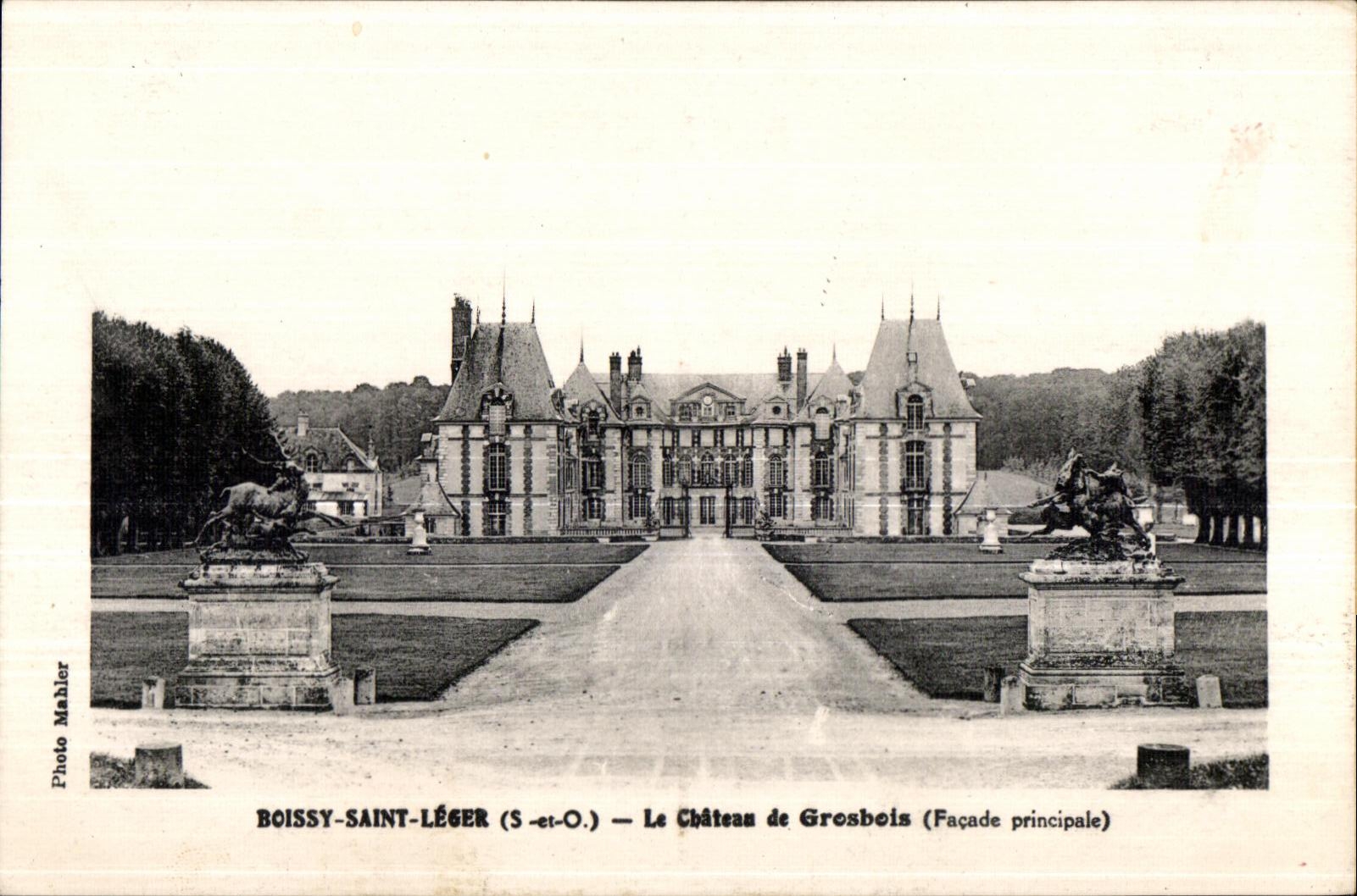 CPA Boissy Saint Light the Castle of Grosbois (principal Frontage)