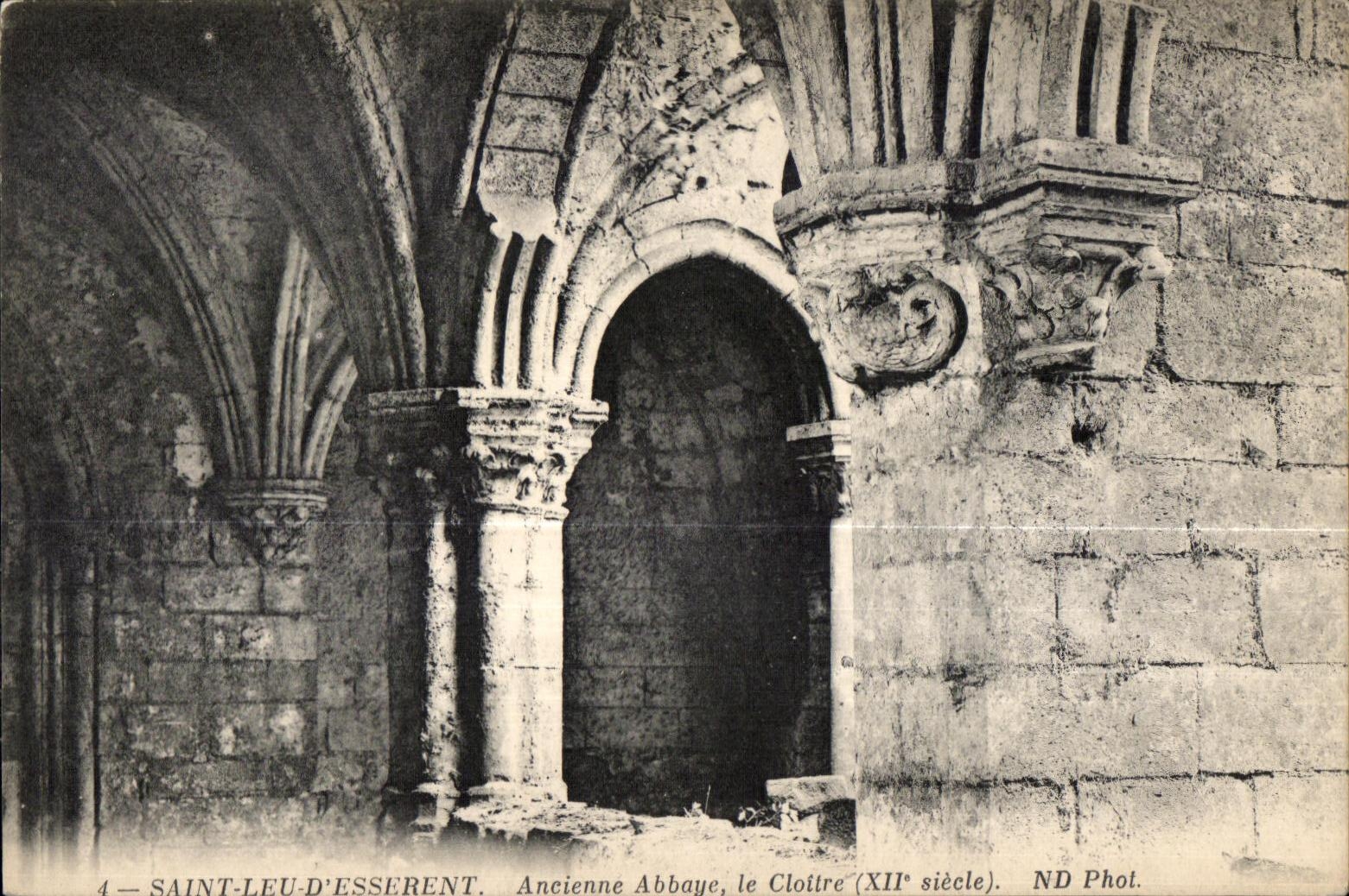 Abadia esserent del aneienne del leu de CPA Saint el claustro (XII siglo)