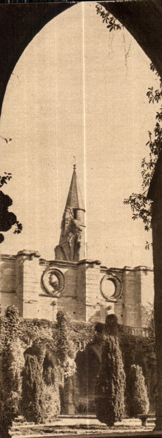 CPA Abbey of royaumont asnieres on oise (S and O) the clotire and in turret