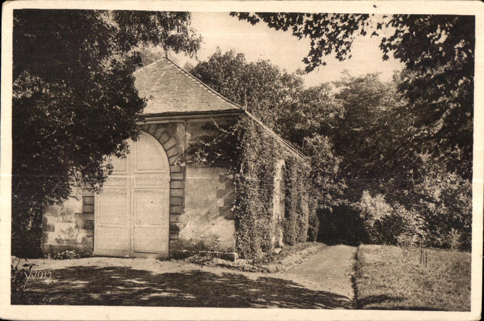 Escuela secundaria San Martin Orangene (cAmara acorazada) de CPA Pontoise