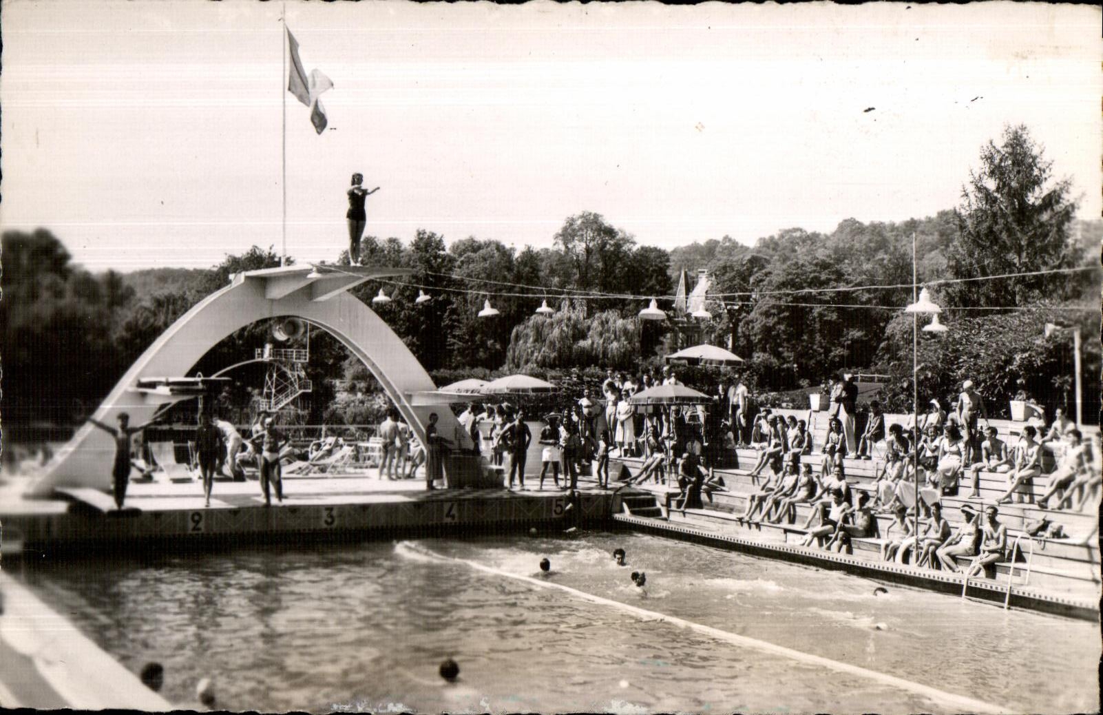 Isla AdAn de CPA el expediente del lavabo