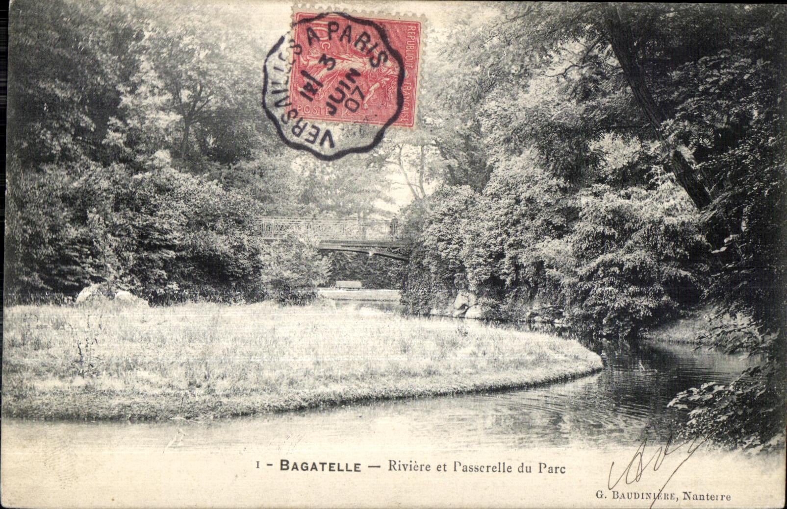 CPA Trifle River and Passcrelle of the Park