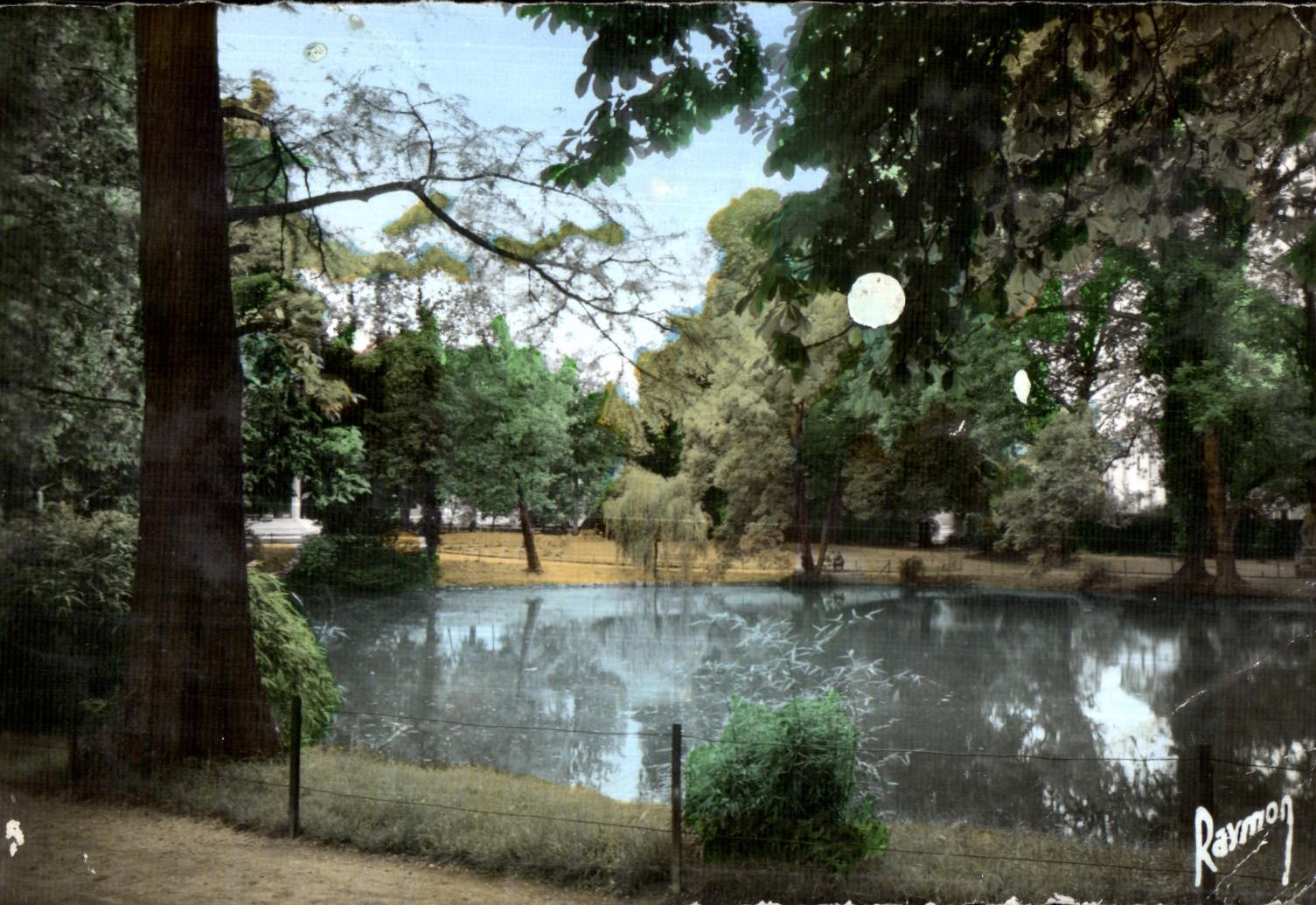 CPA Clamart el jardin publico