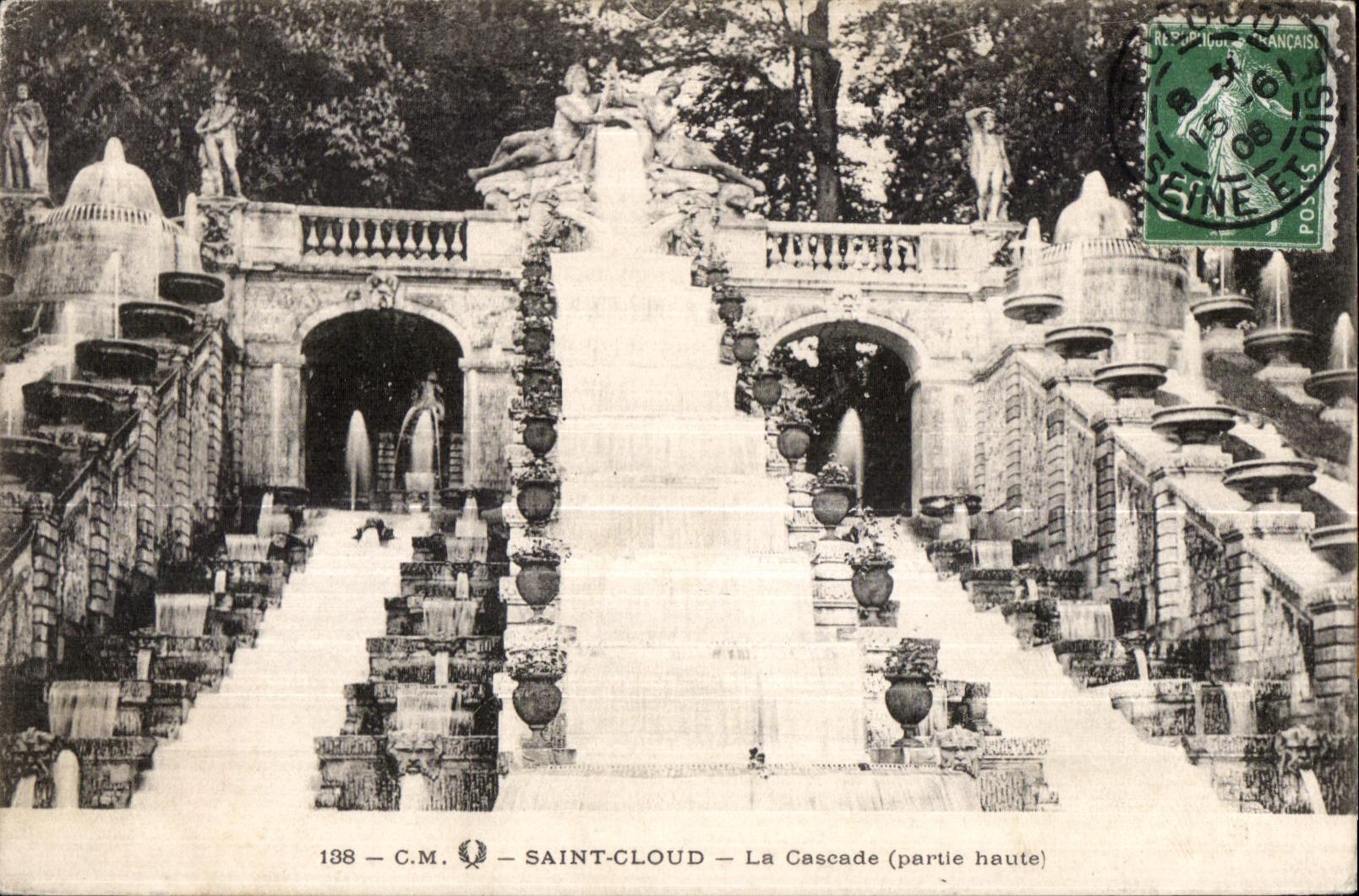 CPA Saint Cloud La Cascade (Partie haute)
