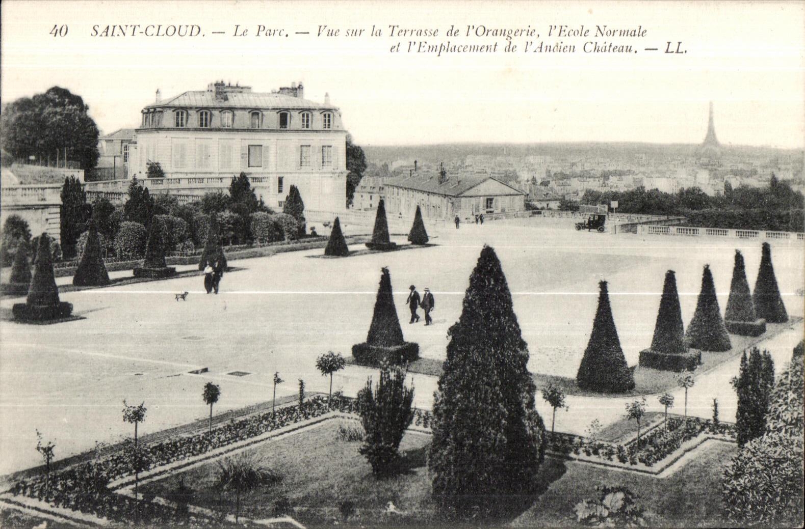 CPA Saint Cloud Le Parc Vue sur La Terasse de L Orangerie Ecole Normale Tour Eiffel