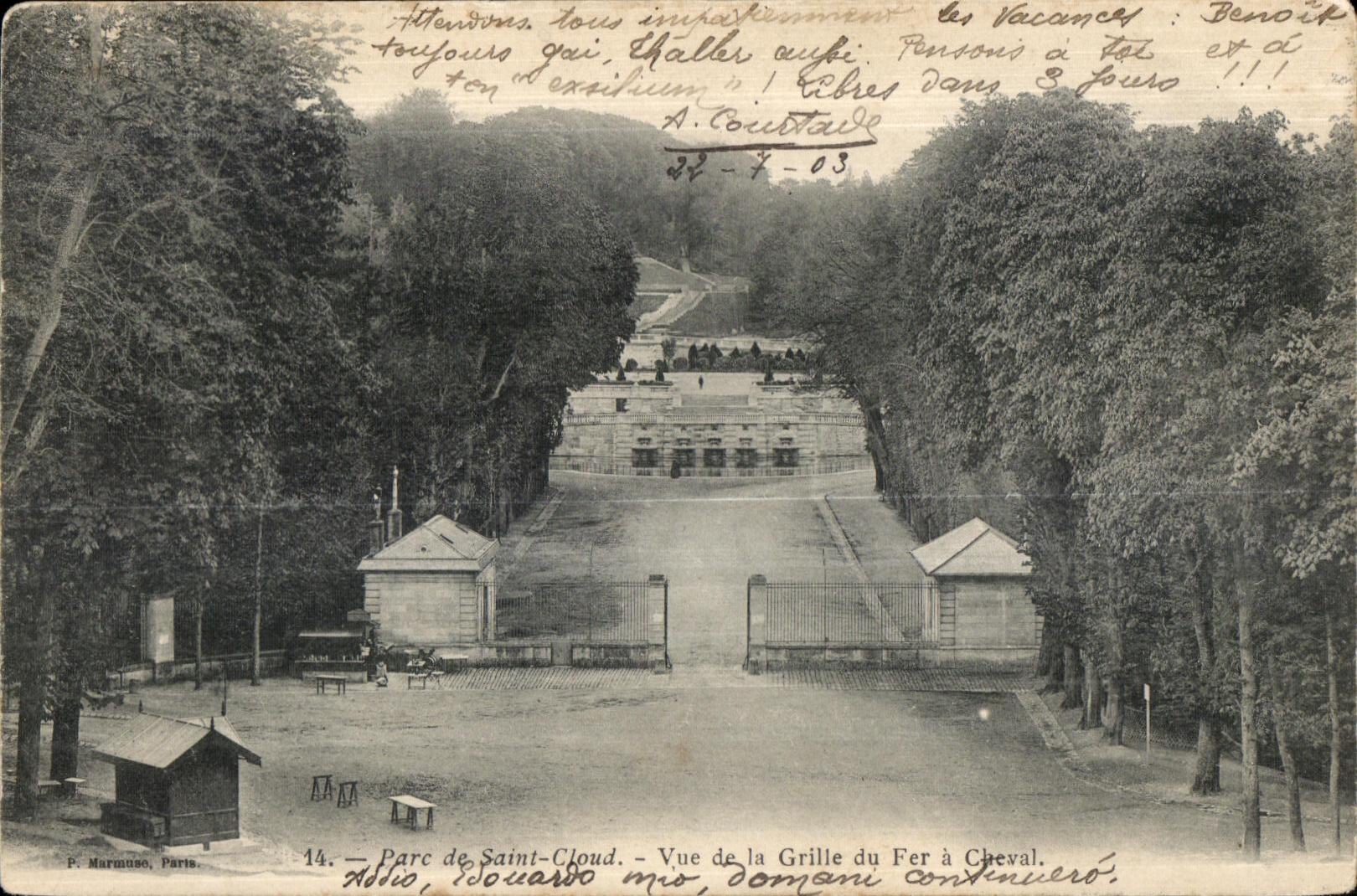 CPA Parc de Saint Cloud Vue de la Grille du Fer a Cheval