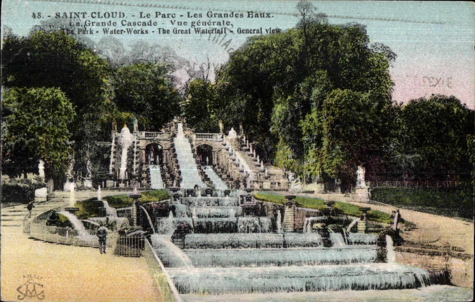 CPA Saint Cloud Le Parc Les Grandes Eaux La grande Cascade Vue generale