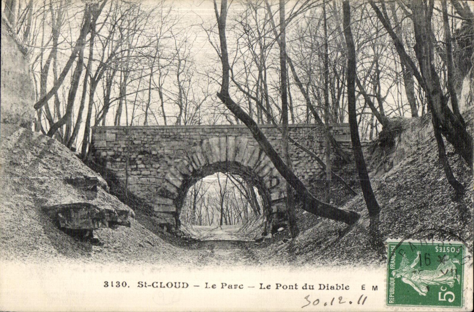 CPA SAINT CLOUD Le Parc Le Pont du Diable