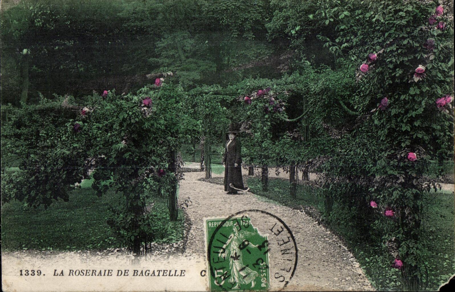 CPA Saint Cloud La Roseraie de bagatelle