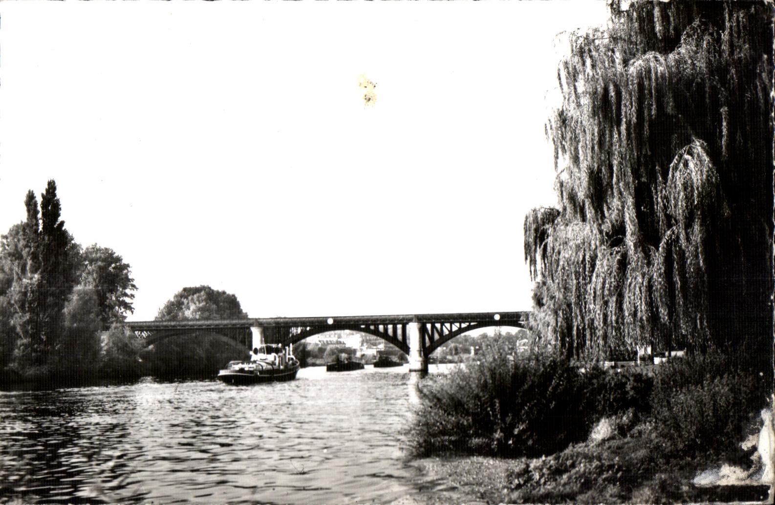 CPA Street of Daire Paris