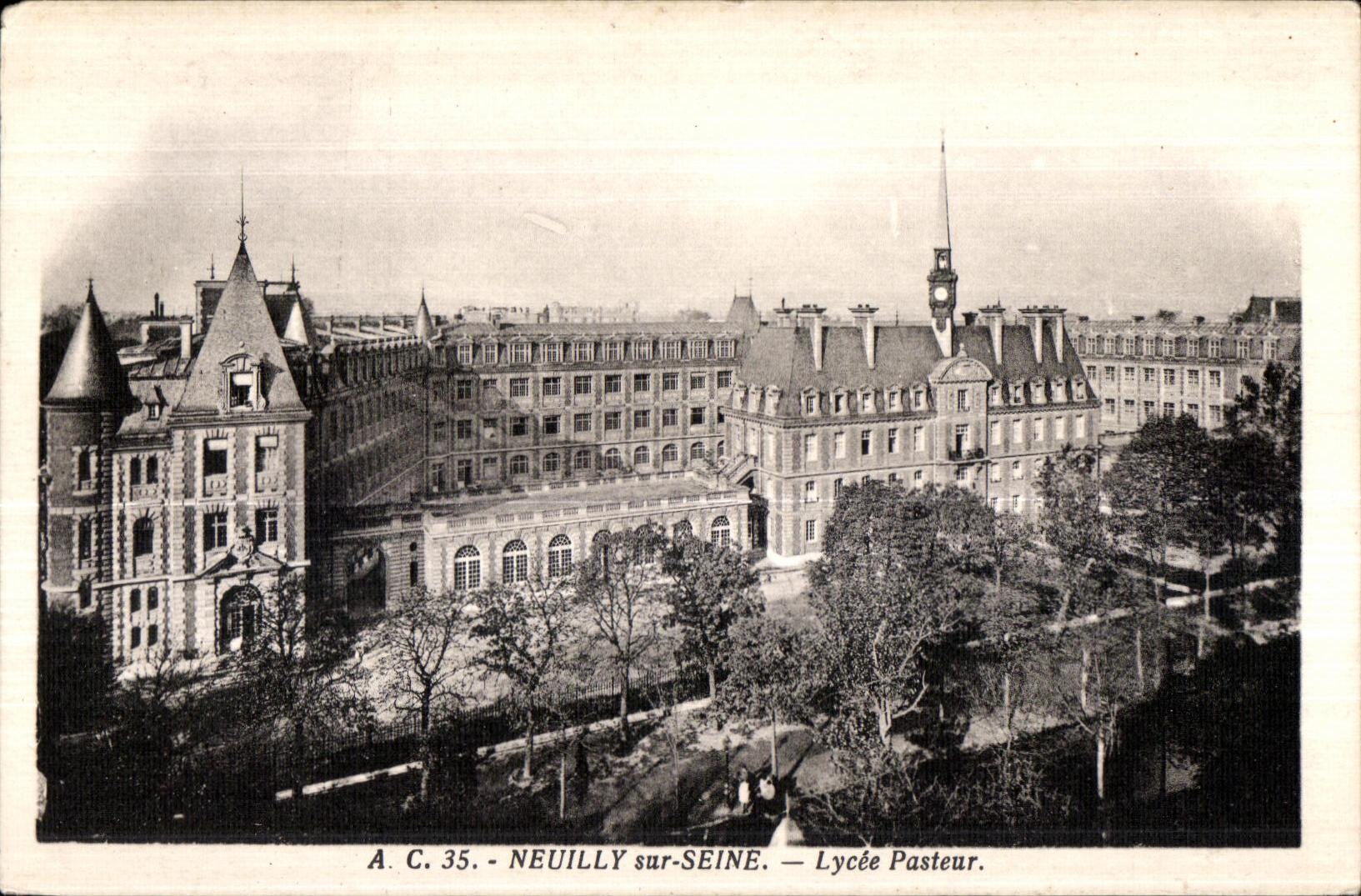 CPA Neuilly Sur Seine Lycee Pasteur