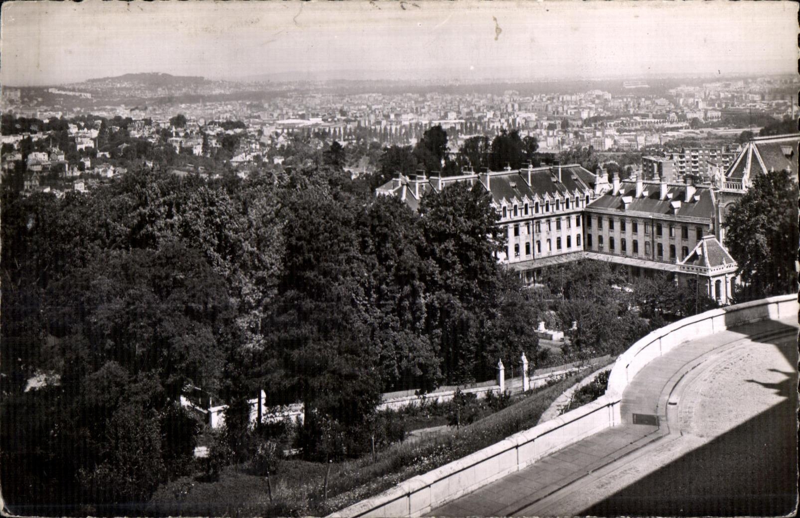 Opinion de CPSM Meudon hacia el montaje de Valerien