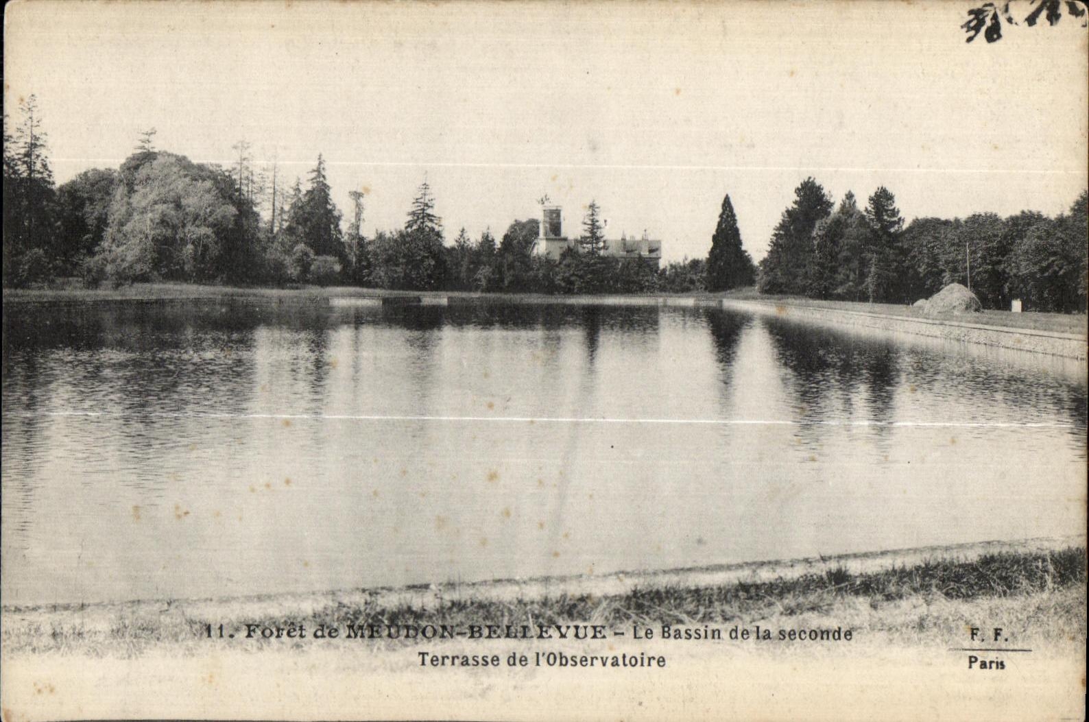 Taladro de CPA de Meudon Bellevue Bassion de la segunda terraza del observatorio