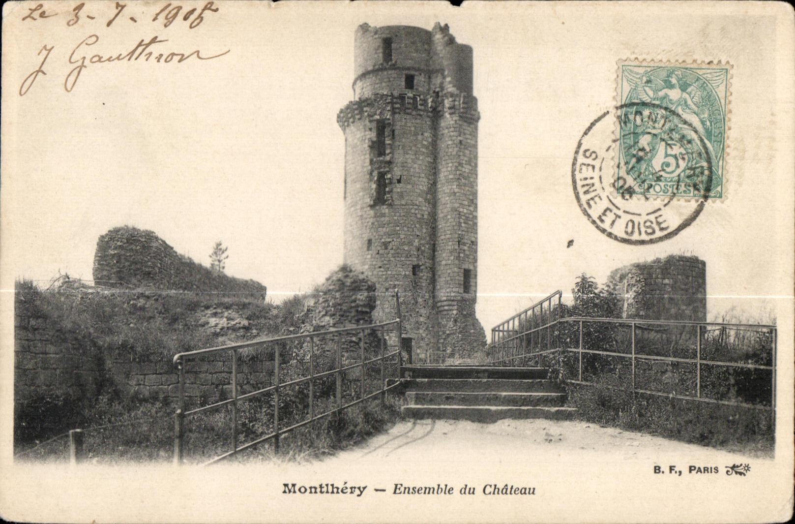 CPA Montlhery ensemble du chateau