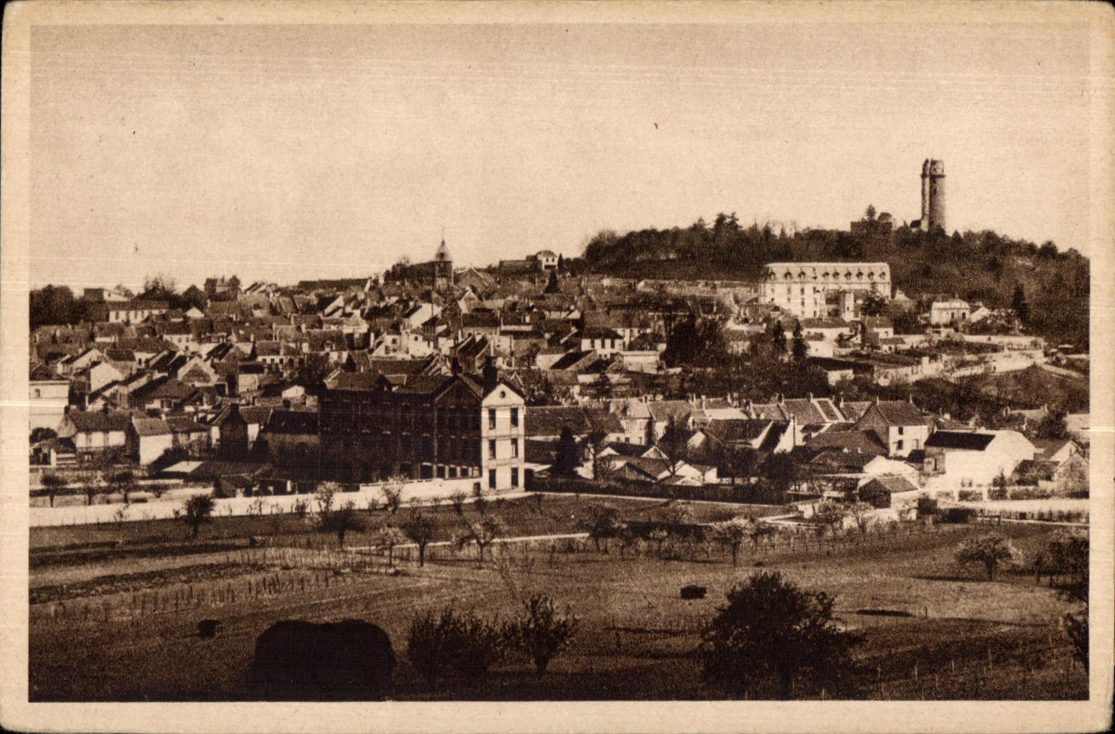 Montlhery - Vue Generale - CPA 