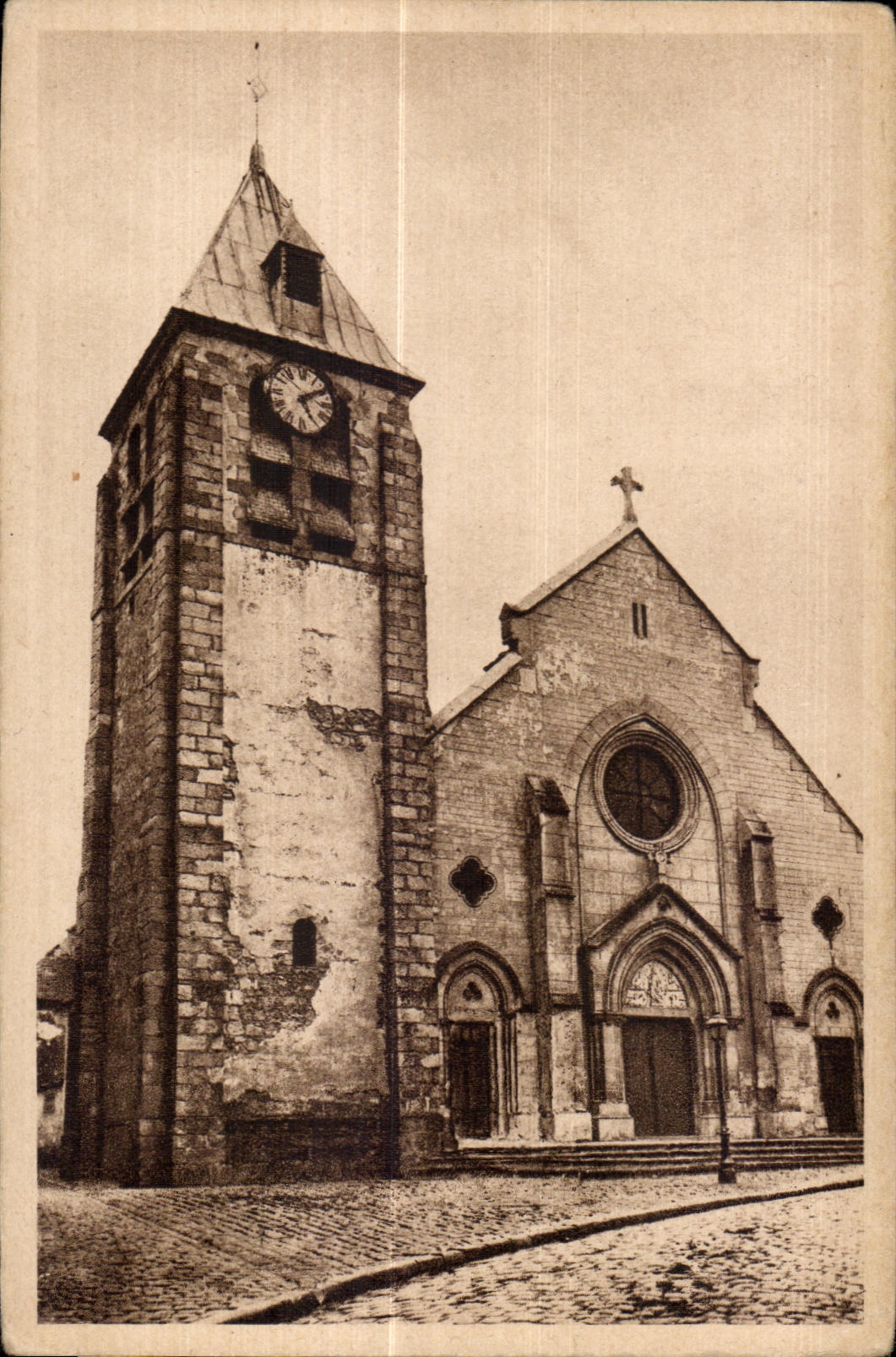Montlhery - L Eglise - CPA 