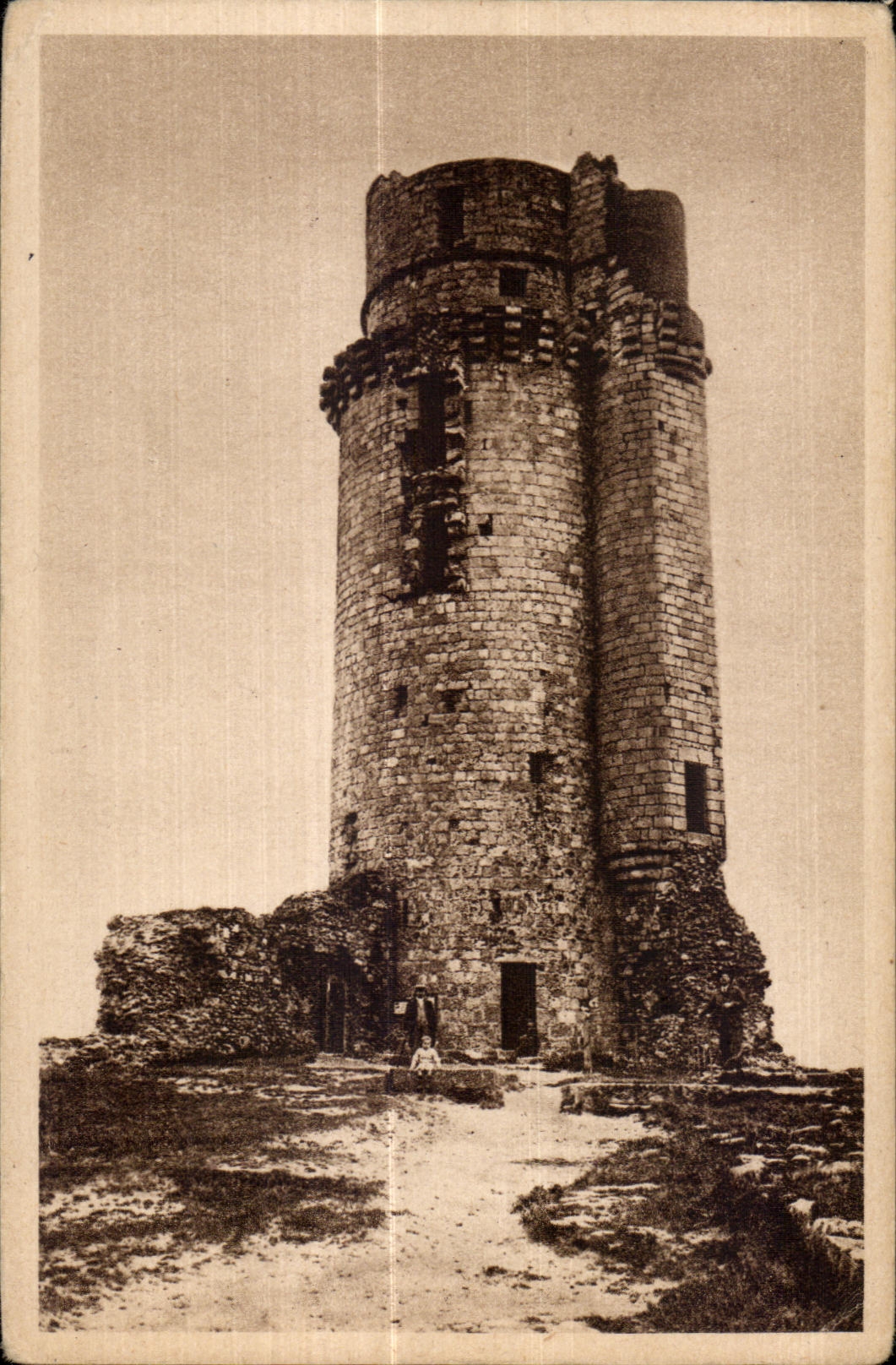Montlhery - Chateau - La Tour - CPA 