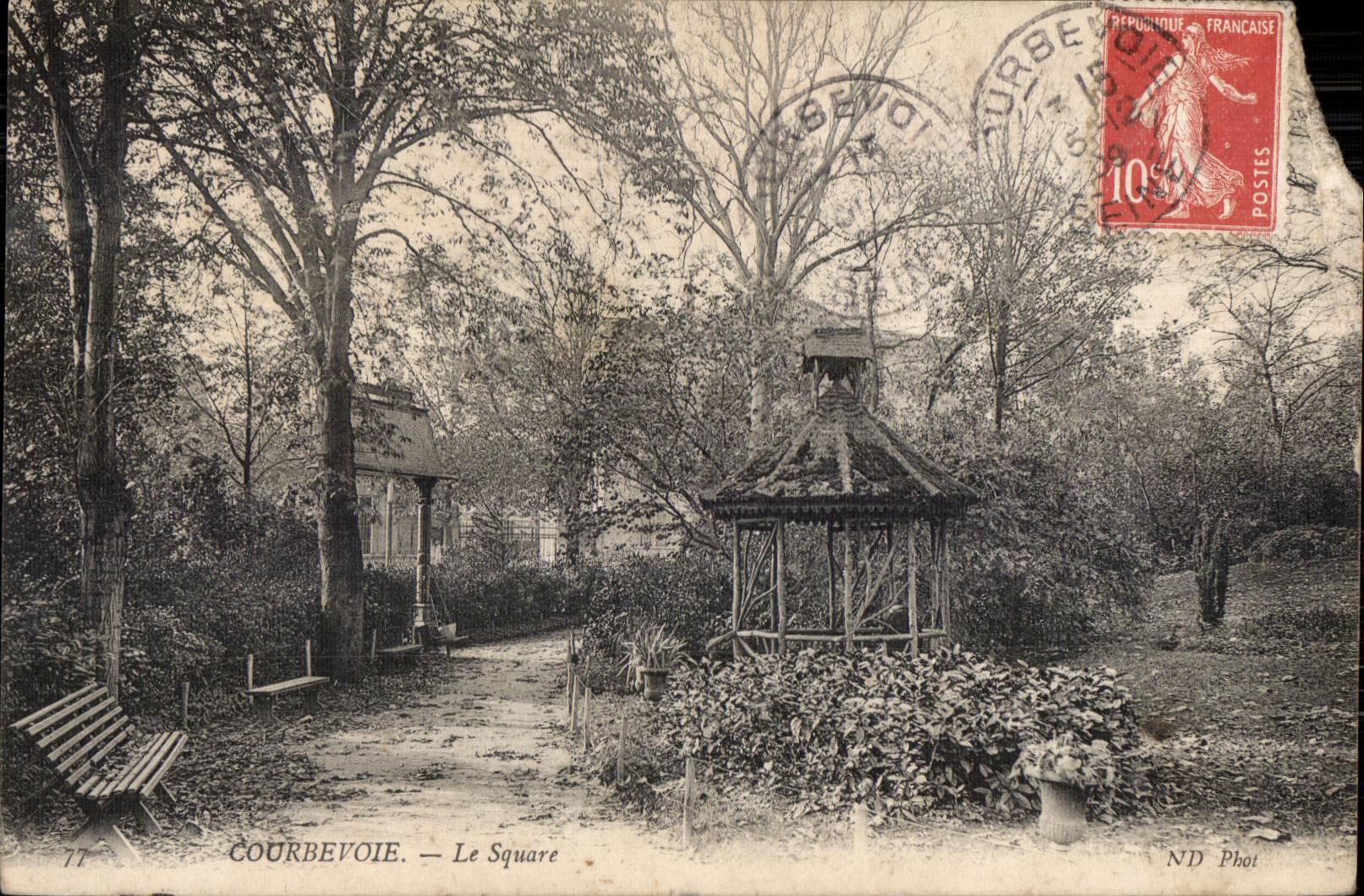 Courbevoie - Le Square - CPA