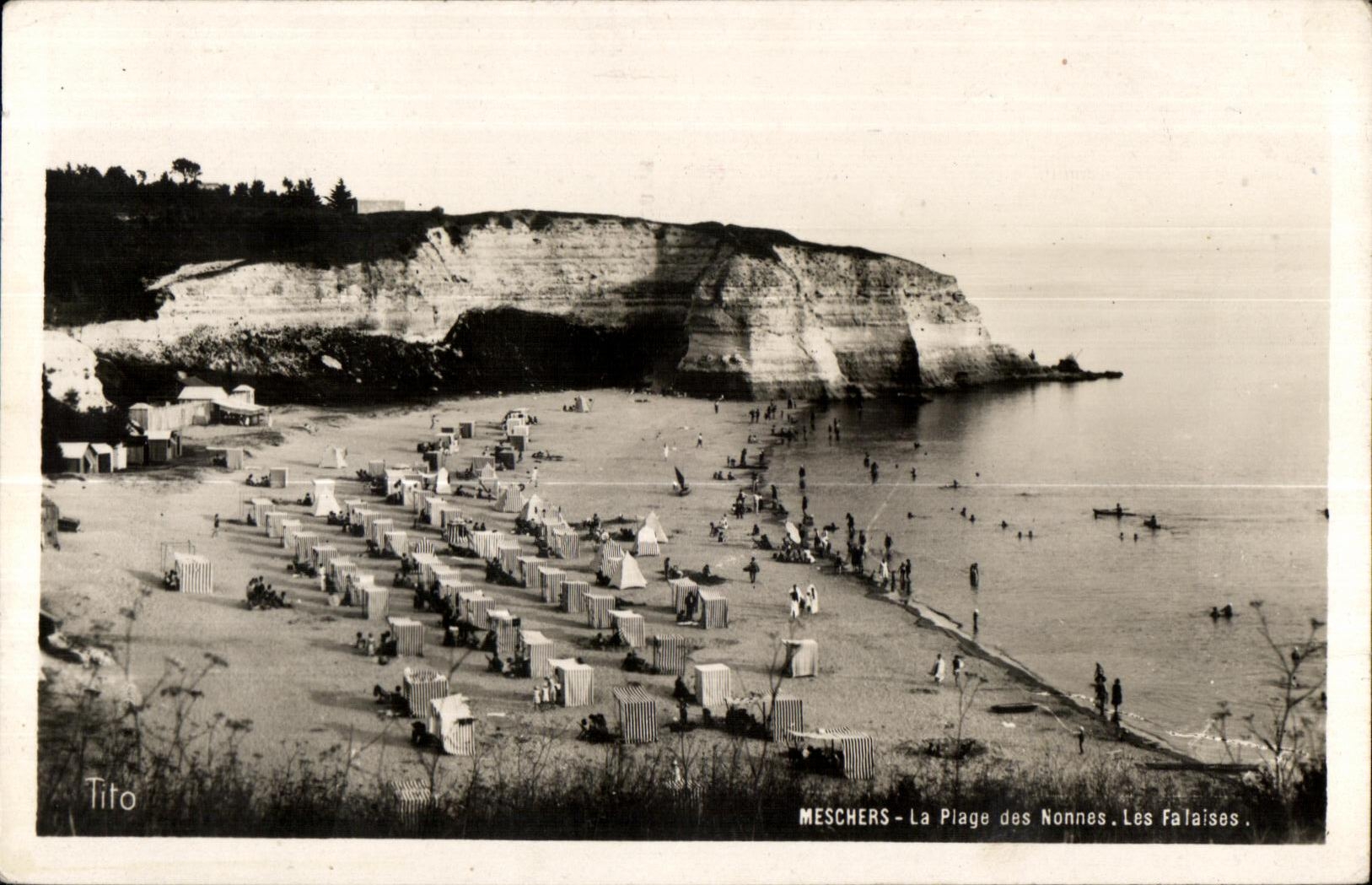 Meschers - La Plage des Nonnes - CPA 