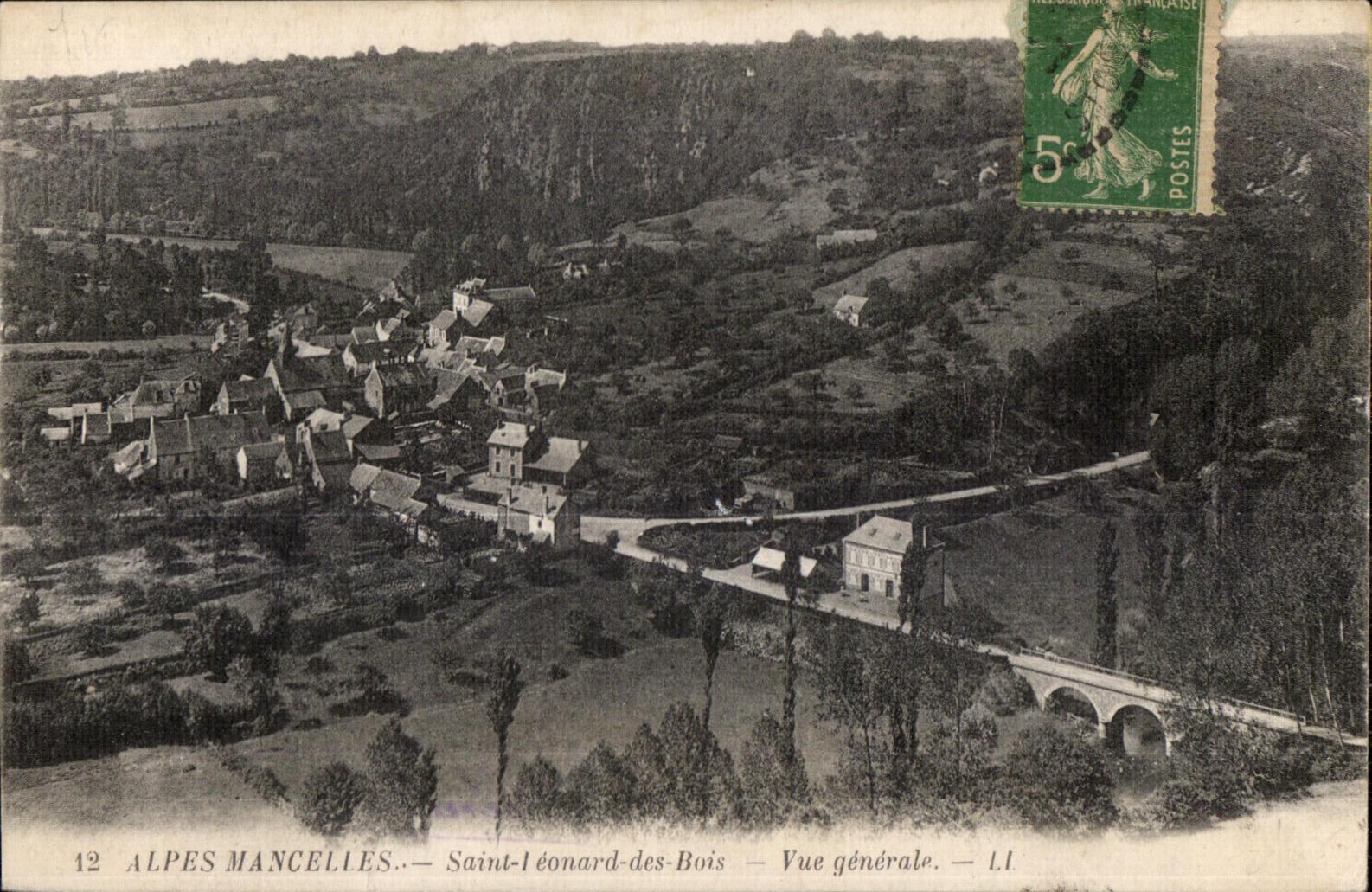 Saint Leonard des Bois - Vue Generale - CPA 