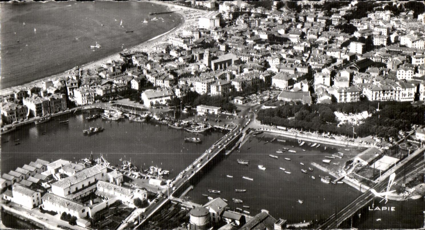 CPSM St Jean de Luz (Basses Pyrenees) le port de peche