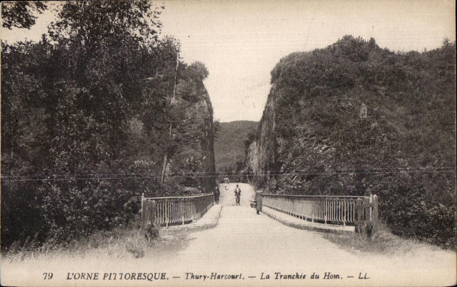CPA L Orne Pittoresque Thury Harcourt La tranchee de Hom