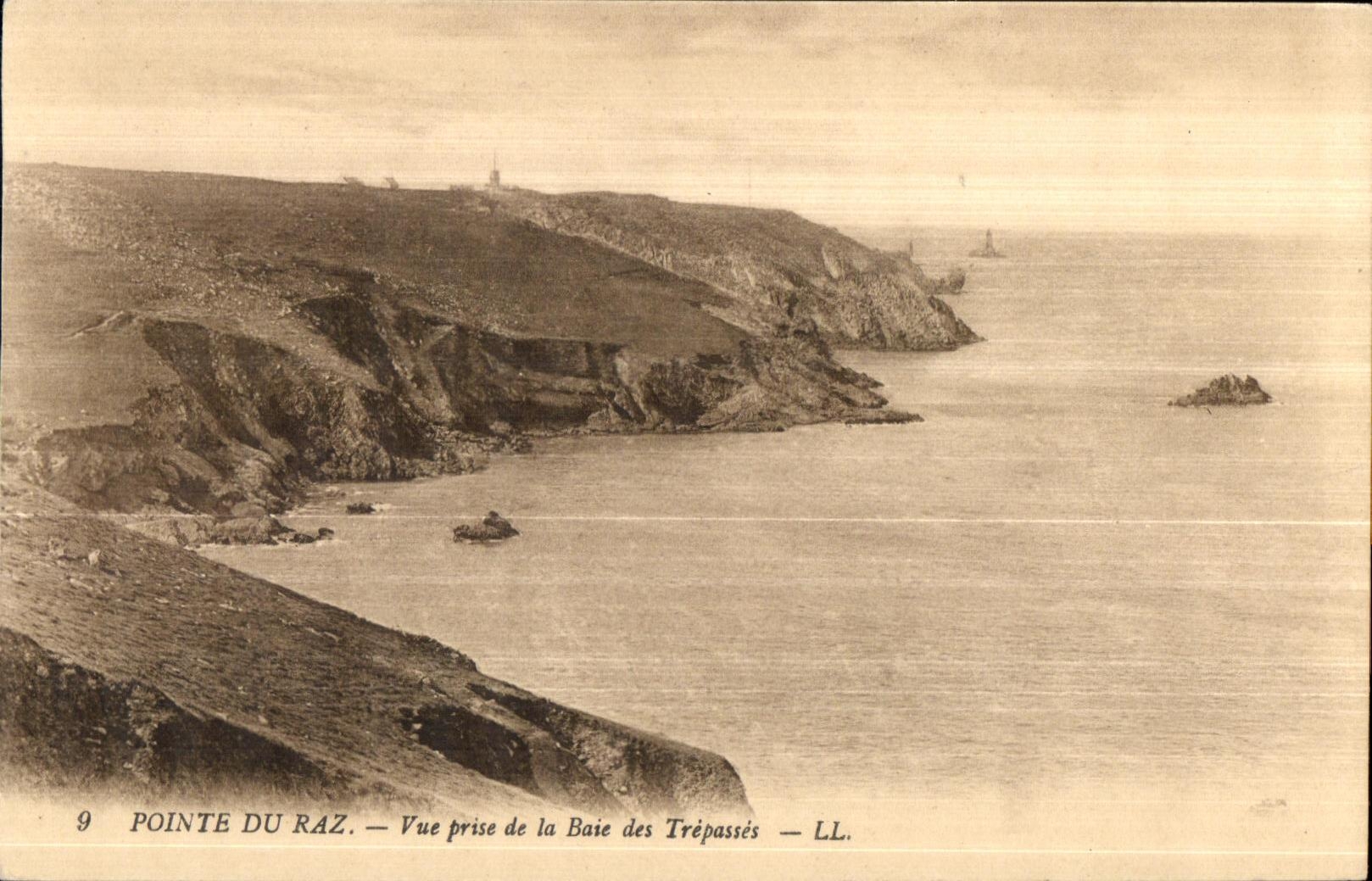 CPA Pointe Du Raz Vue prise de la Baie des Trepasses