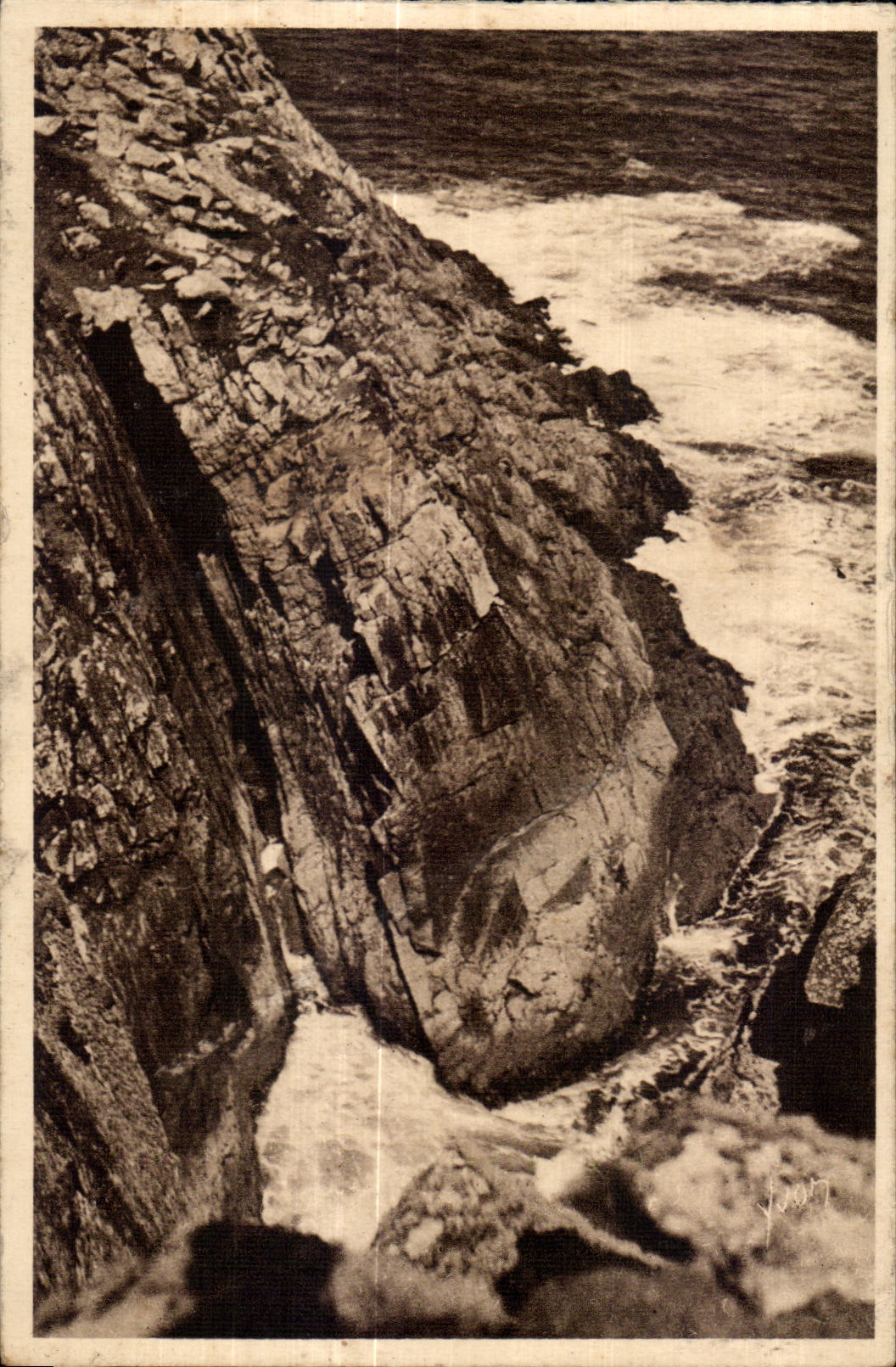 CPA Pointe du Raz De sein (Finistere) L Enfer de Plogoff
