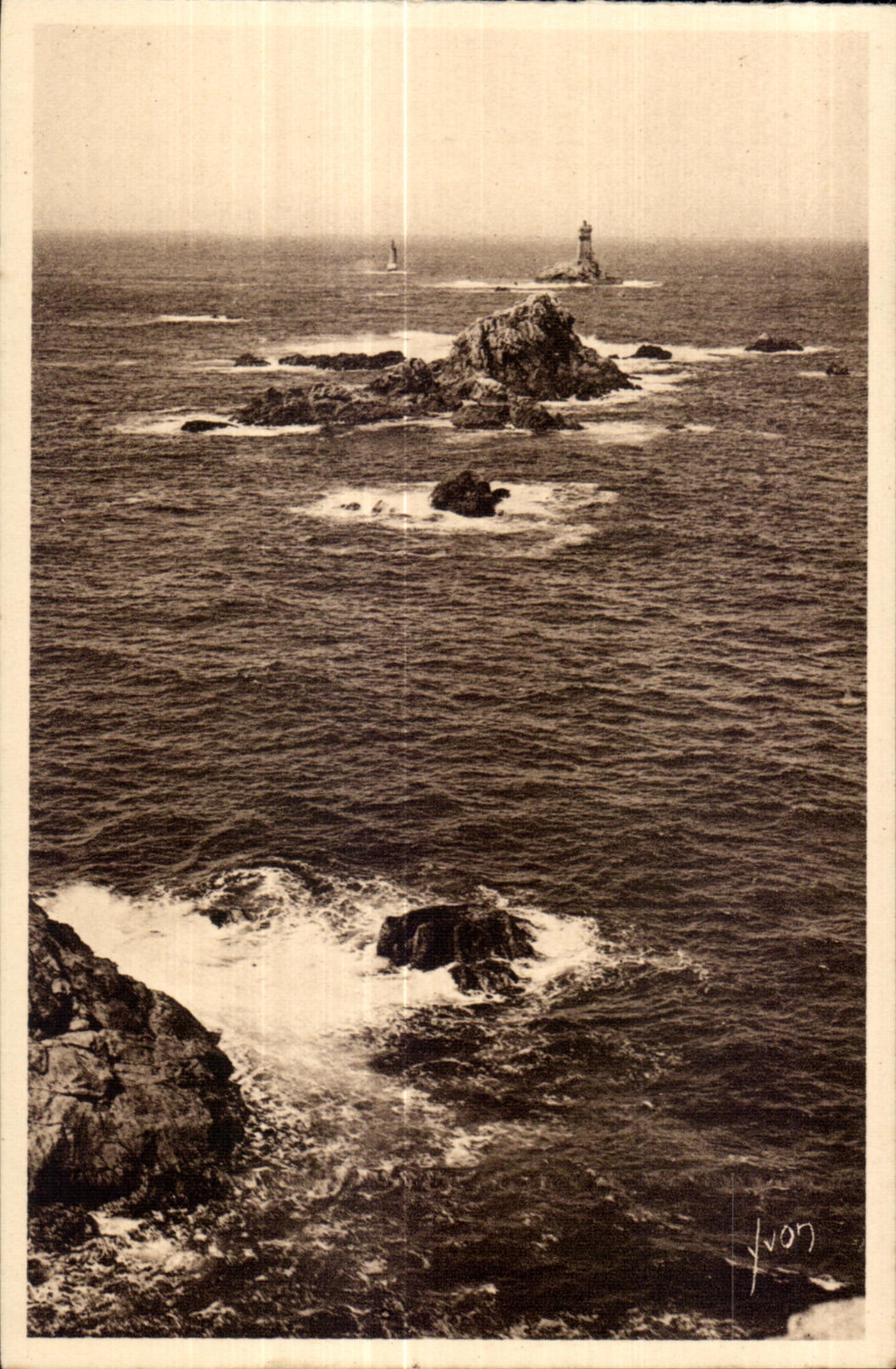 CPA Pointe Du Raz De Sein (Finistere) La Phare de la Vieille