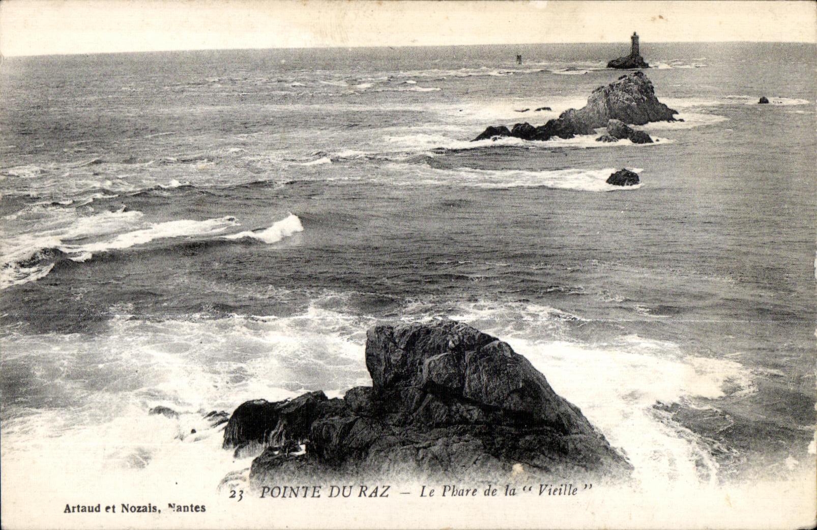 CPA Pointe Du Raz Le PHare de la Vieille