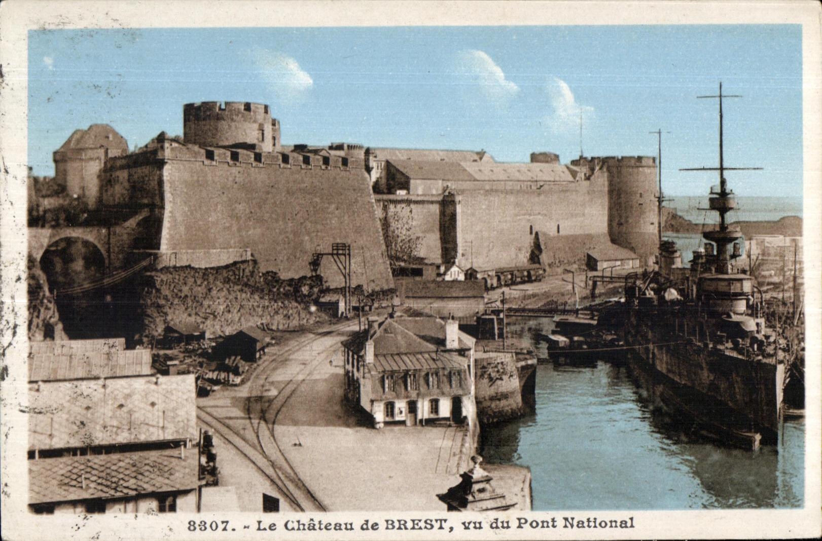 Brest - Le Chateau de Brest Vue du pont national - CPA
