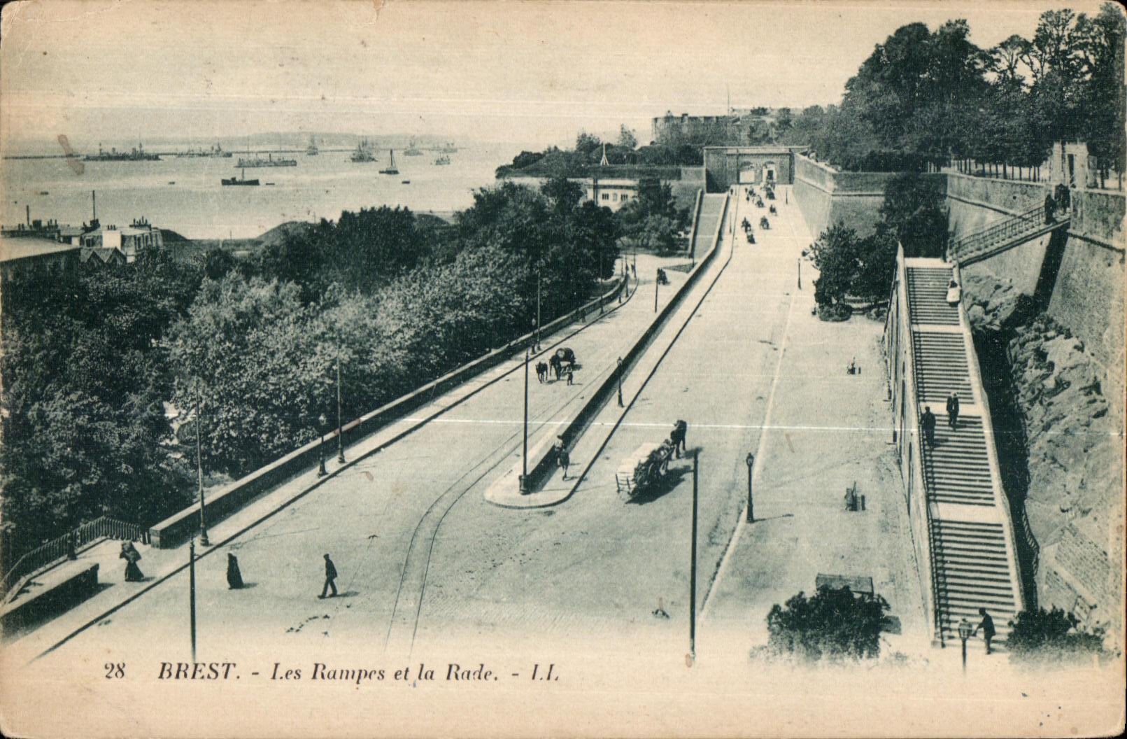 Brest - Les Rampes et La Rade - CPA 