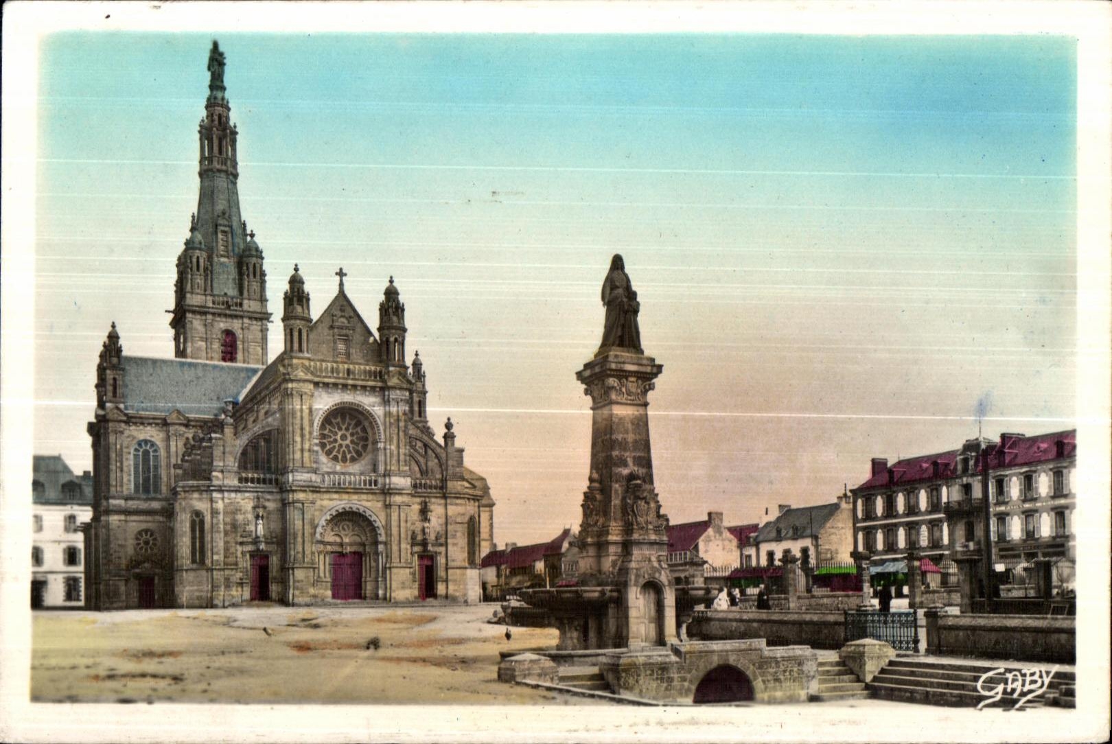 Sainte Anne Auray - the Basilica and the Fountain - CPA