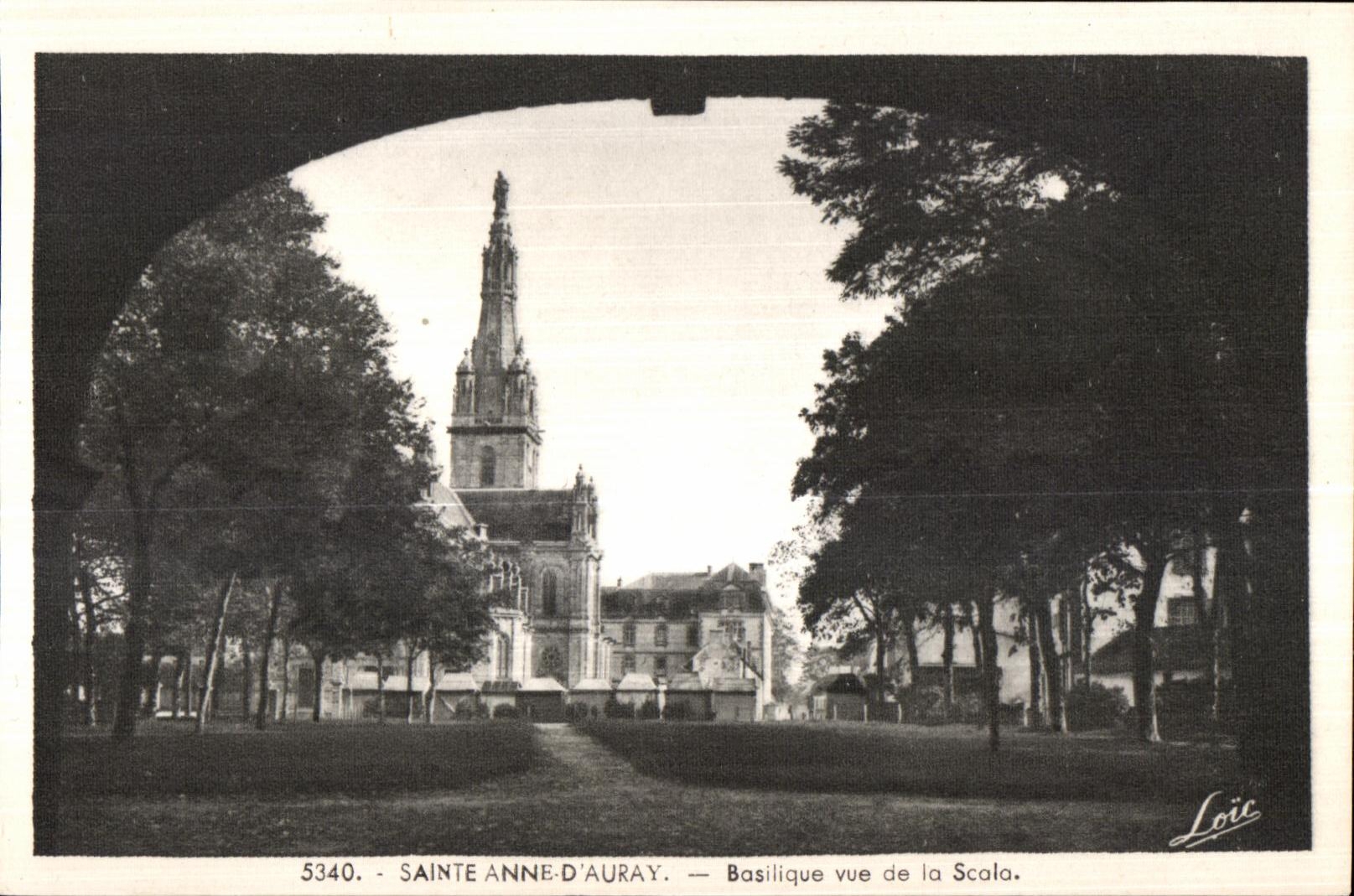 Sainte Anne Auray - Basilica seen of Scala - CPA
