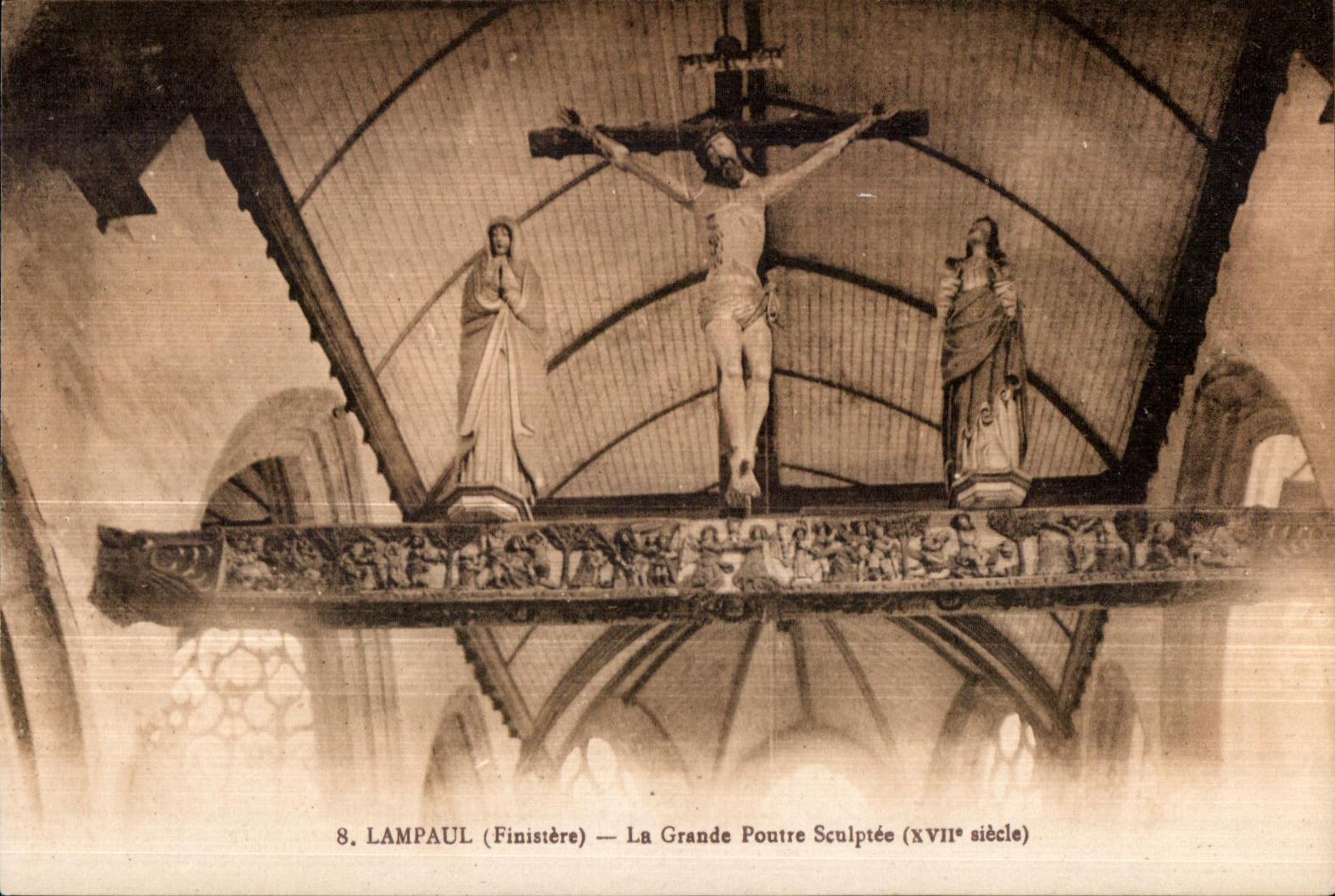 CPA Lampaul (Finistere) the Large Beam Sculptee (XVII century)