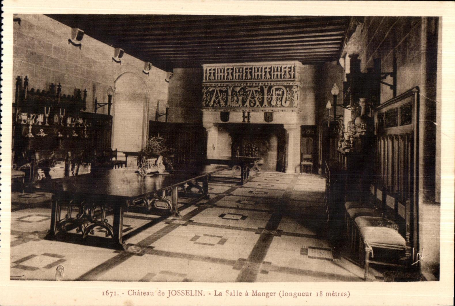 Castillo de CPA del comedor de Josselin (presupuestos cuantitativas de la longitud 18)