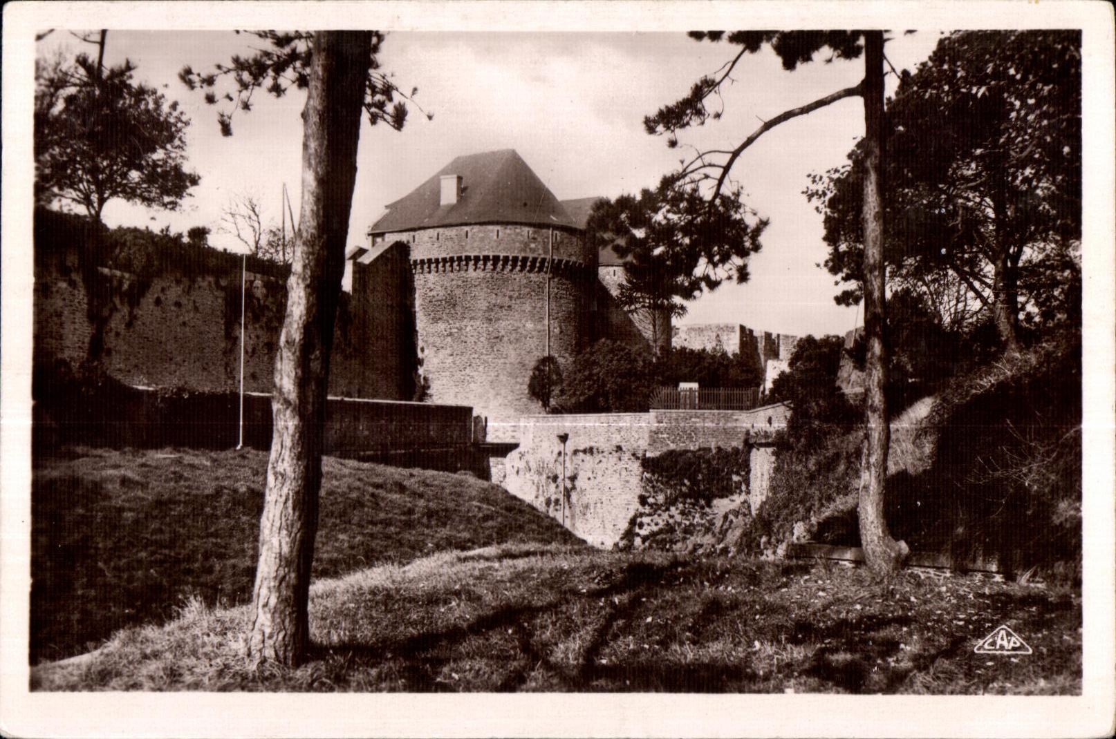 CPA Brest Chareau and Renpare