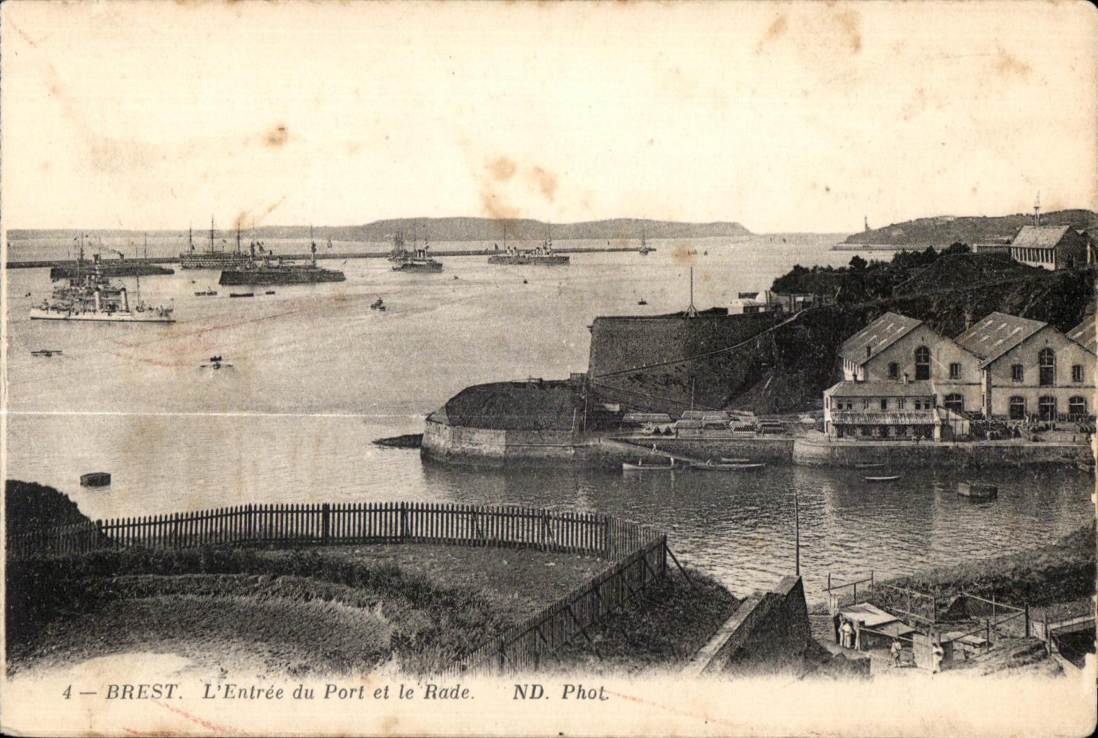 CPA Brest Entrance Of the Port and the Roads